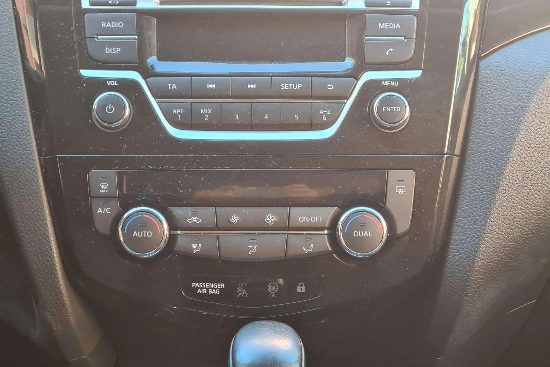 NISSAN QASHQAI 1.2 XTRONIC AUTO 22 