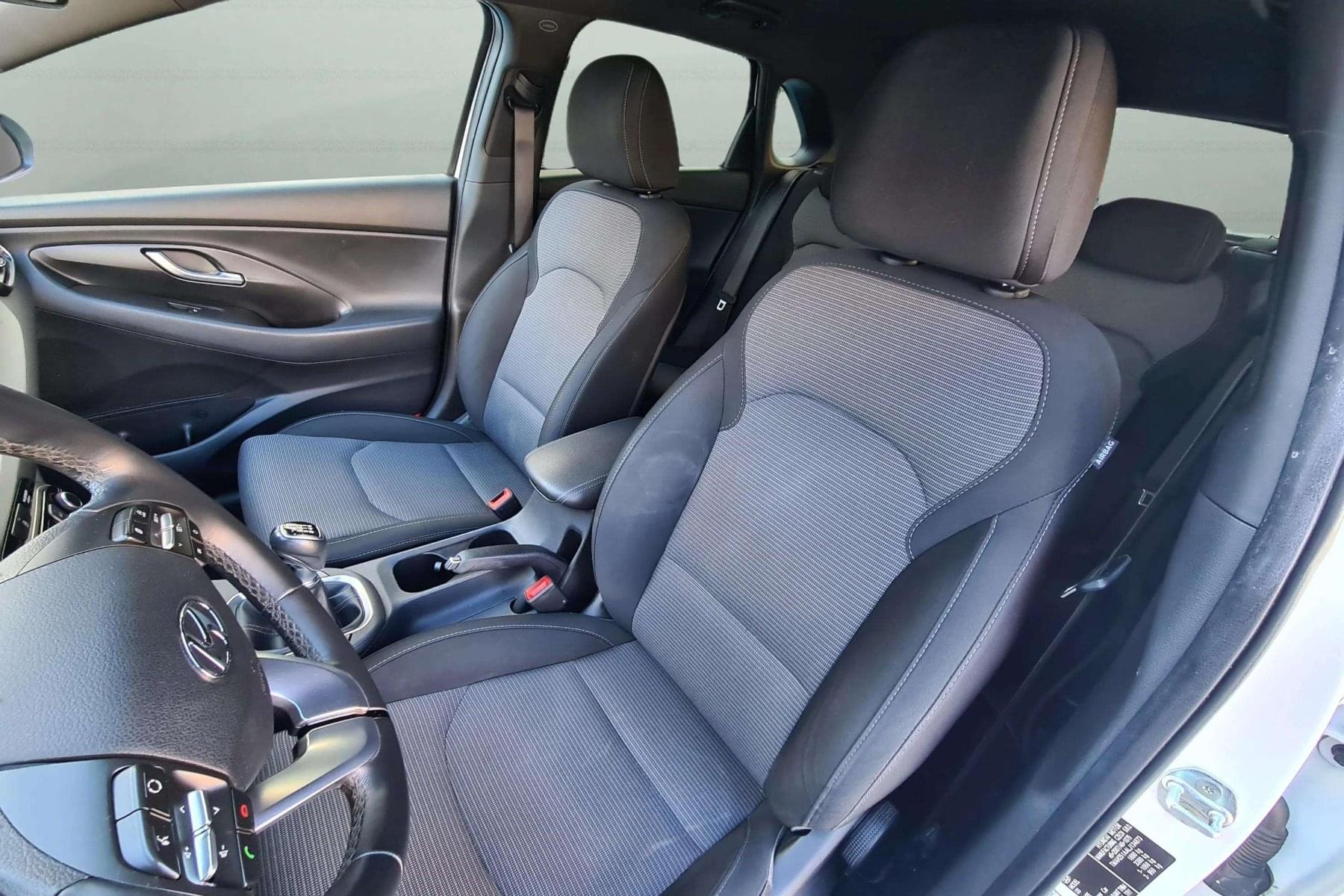 HYUNDAI I30 1.6 crdi 95cv. KLASS 5 puertas 7 