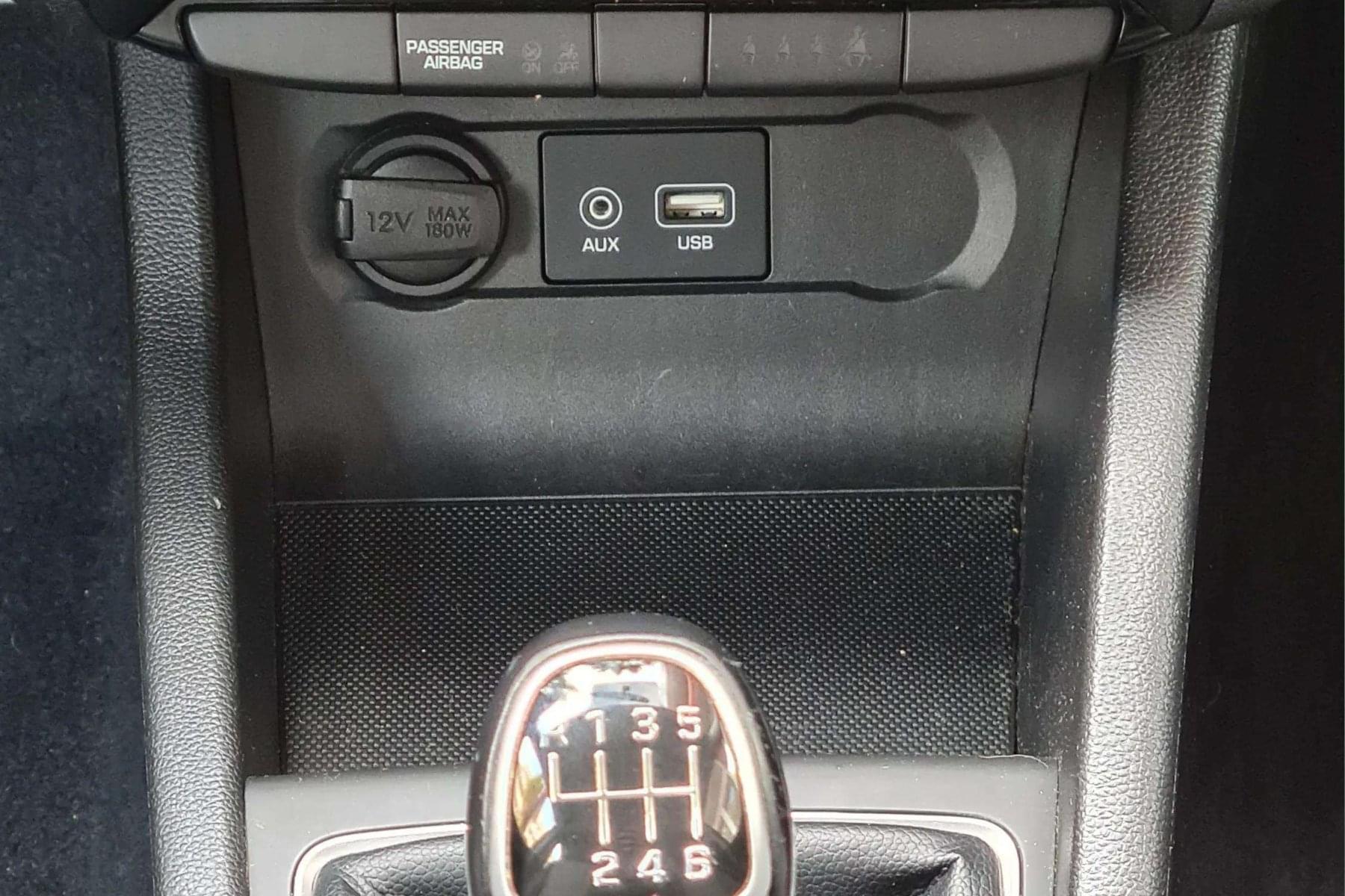 HYUNDAI I20 ACTIVA 1.4 CRDI 90cv. KLASS 18 