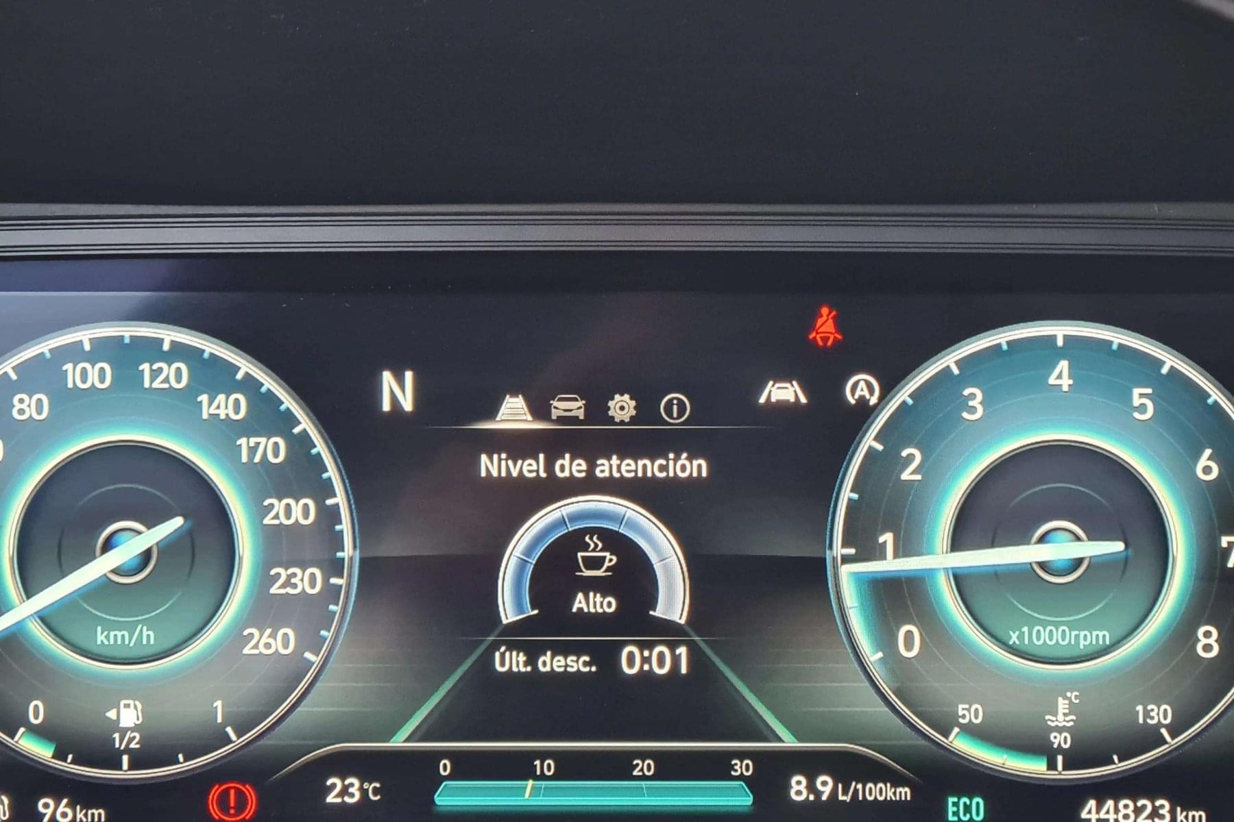 HYUNDAI KONA 1.0 TGDI 120cv. 48V KLASS HÍBRIDO 10