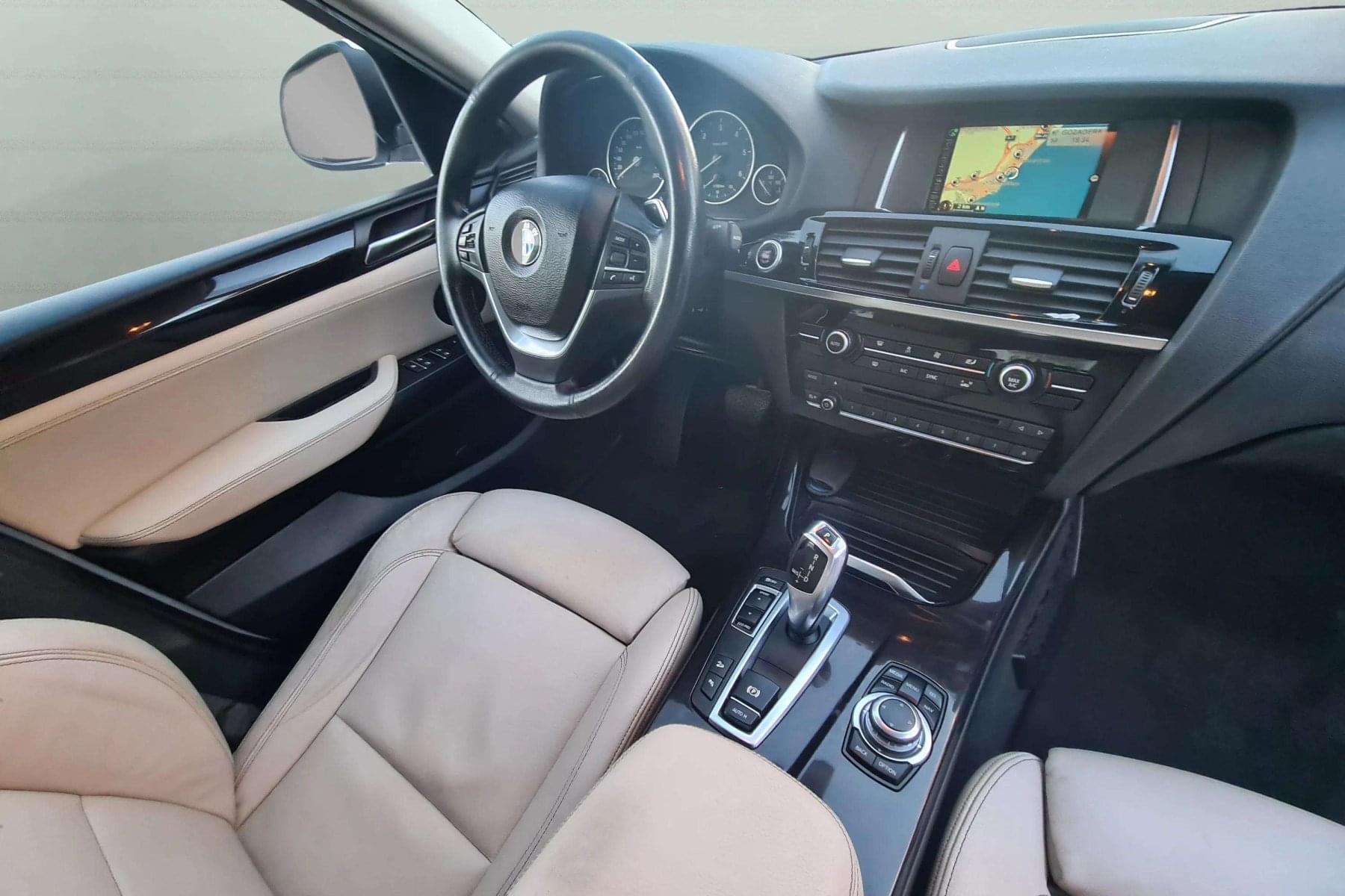 BMW X4 XDrive20dA 23 