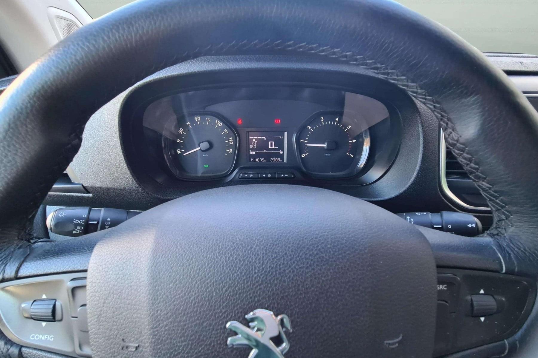 PEUGEOT TRAVELLER EXPERT 1.5 BlueHDI 100cv. 6v. COMPACT. 7 