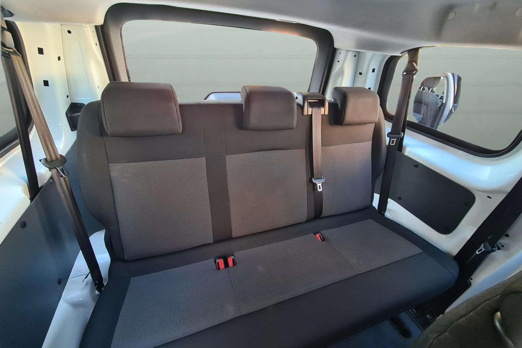 OPEL VIVARO 1.5 BlueHDI 100cv. STANDARD 13 