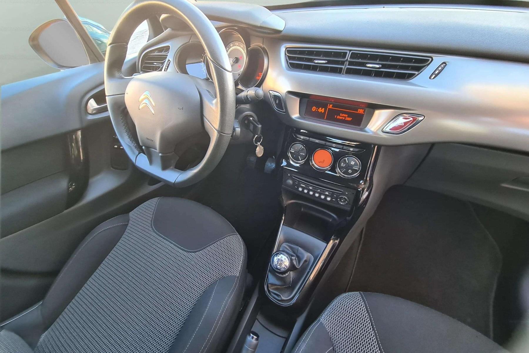 CITROEN C3 1.2i 82cv. COLLECTION 17