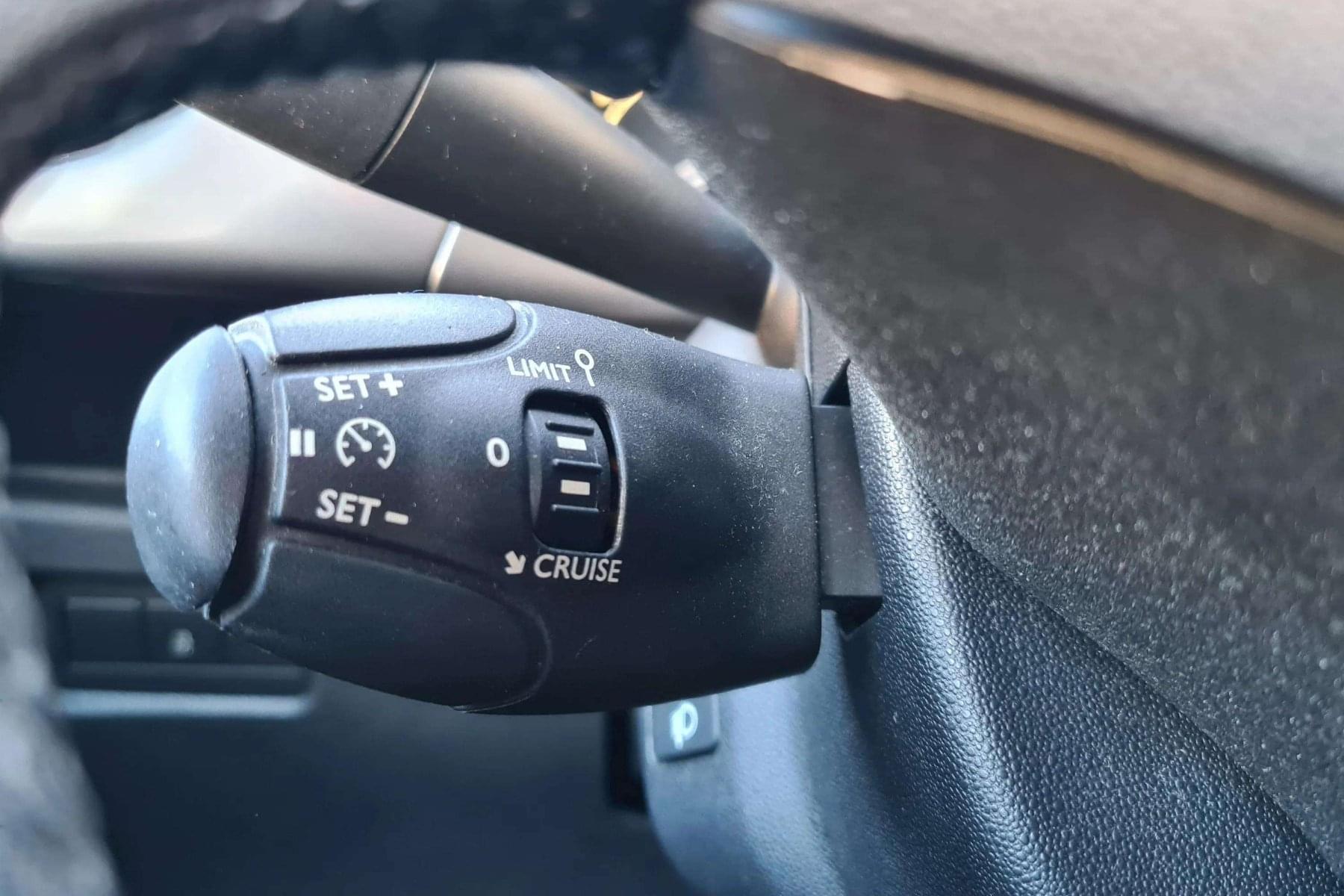 CITROEN C3 1.2i 82cv. COLLECTION 19