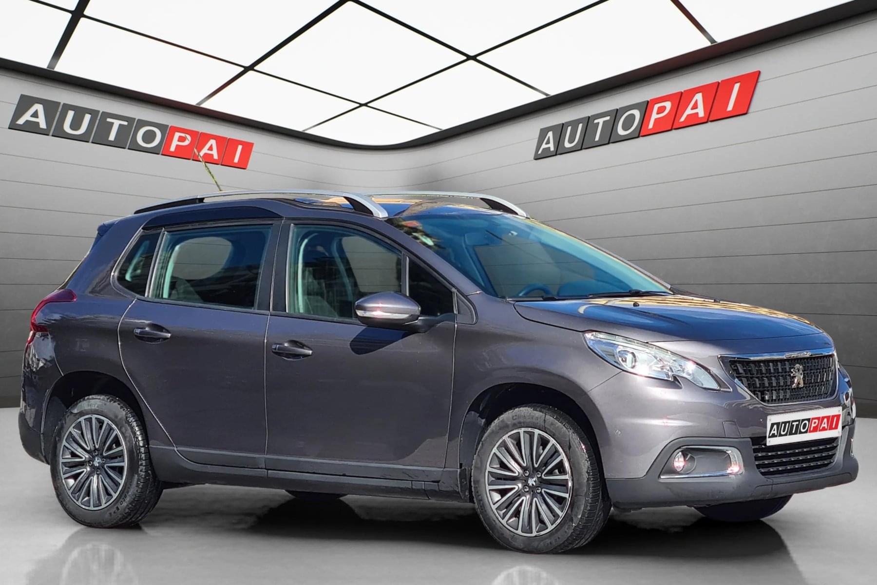 PEUGEOT 2008 1.2i 110cv. ACTIVE PACK NAVI 5 