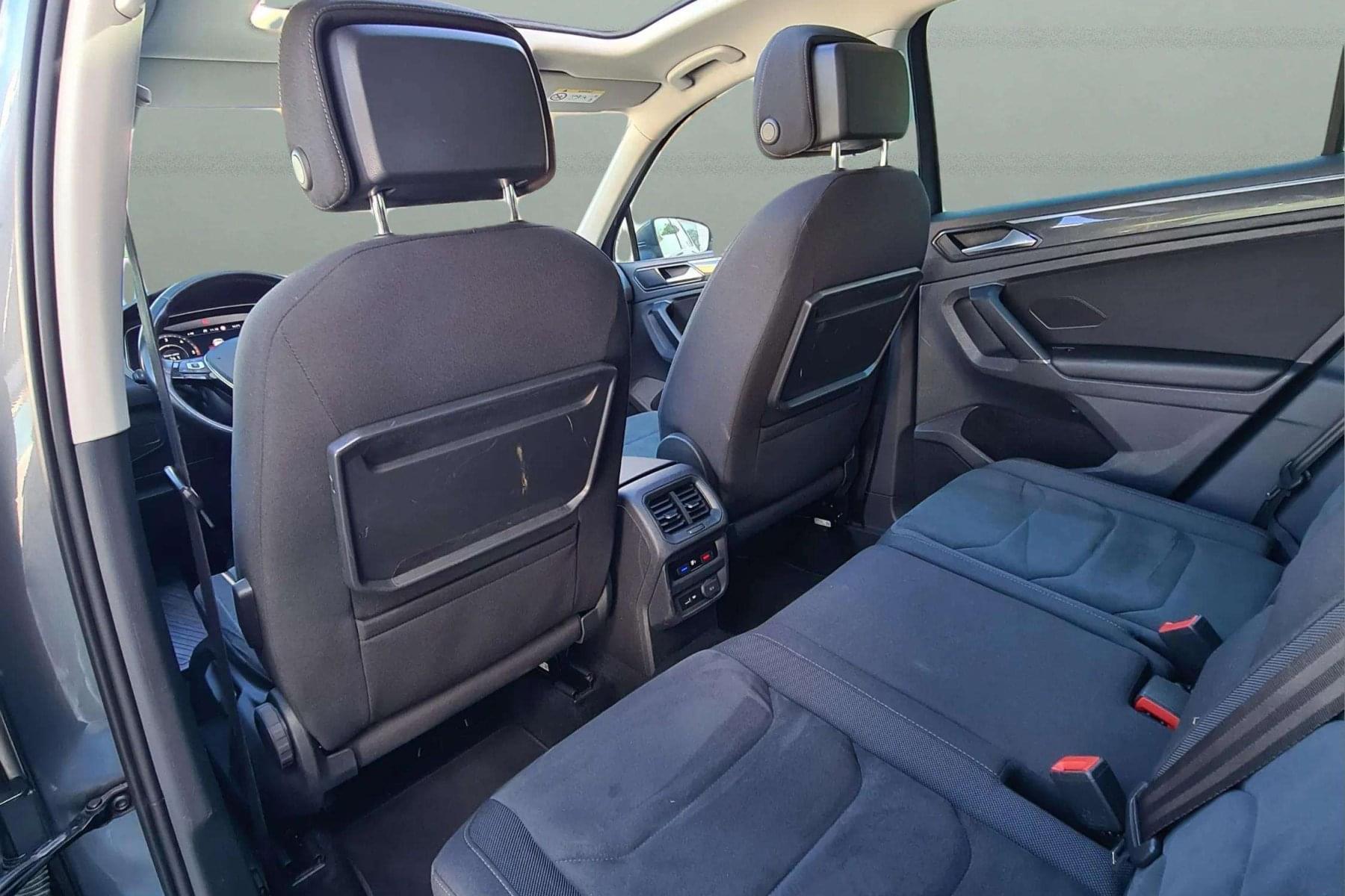 VOLKSWAGEN TIGUAN 2.0TDI 150cv. SPORT 4-MOTION 12 