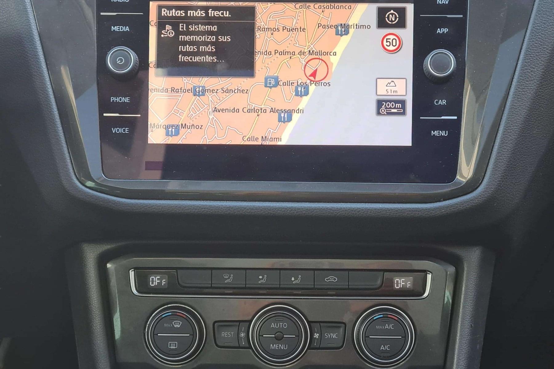 VOLKSWAGEN TIGUAN 2.0TDI 150cv. SPORT 4-MOTION 21 