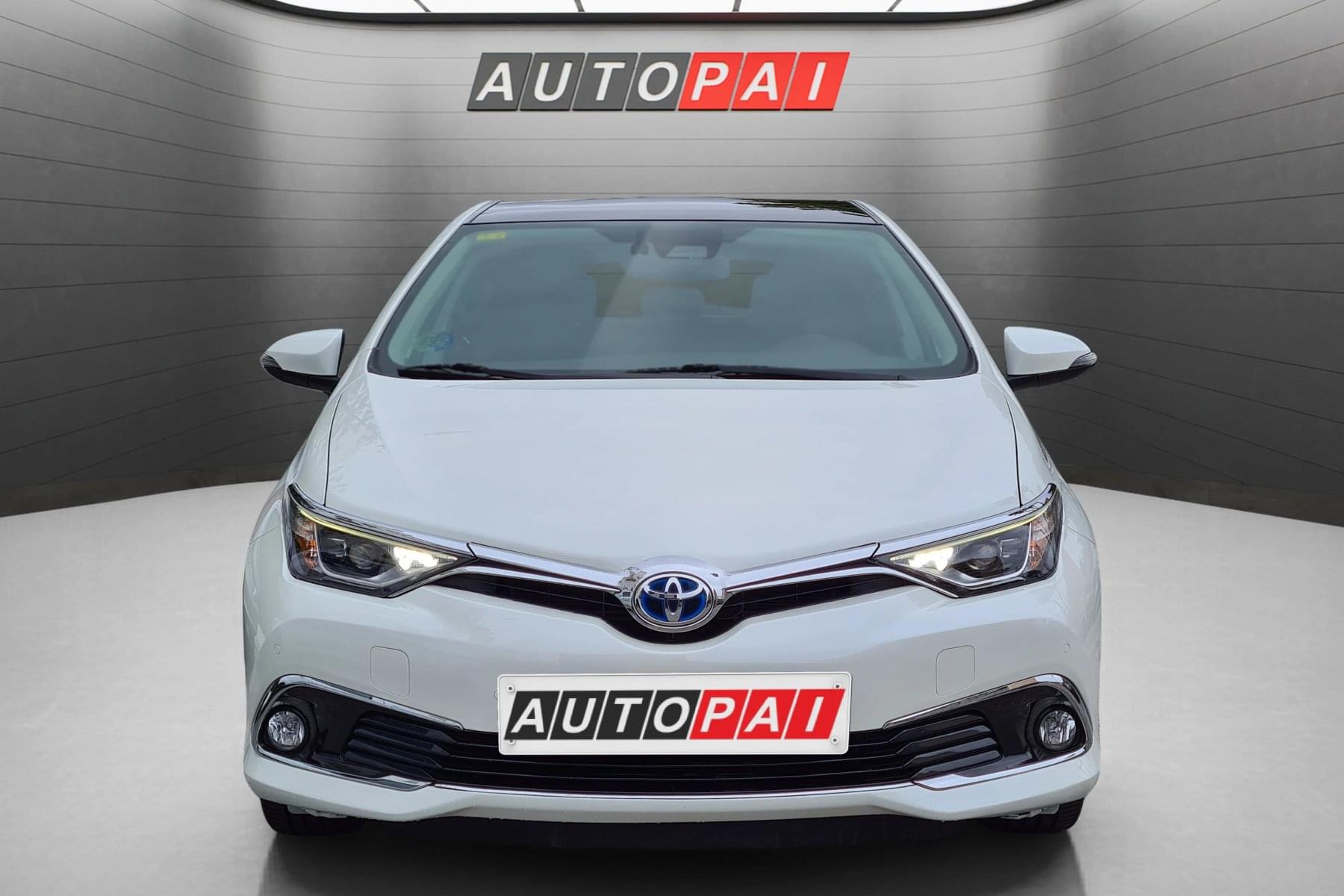 TOYOTA AURIS 1.8 VVTI HSD 16v CVT híbrido 2 