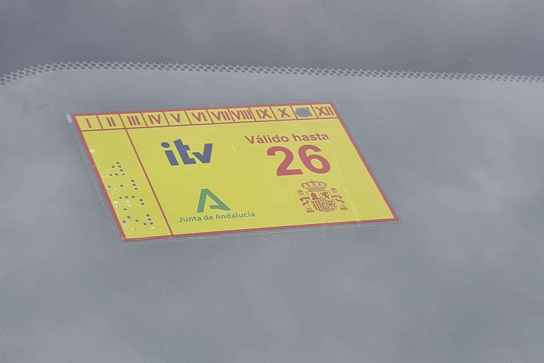 TOYOTA AURIS 1.8 VVTI HSD 16v CVT híbrido 24 