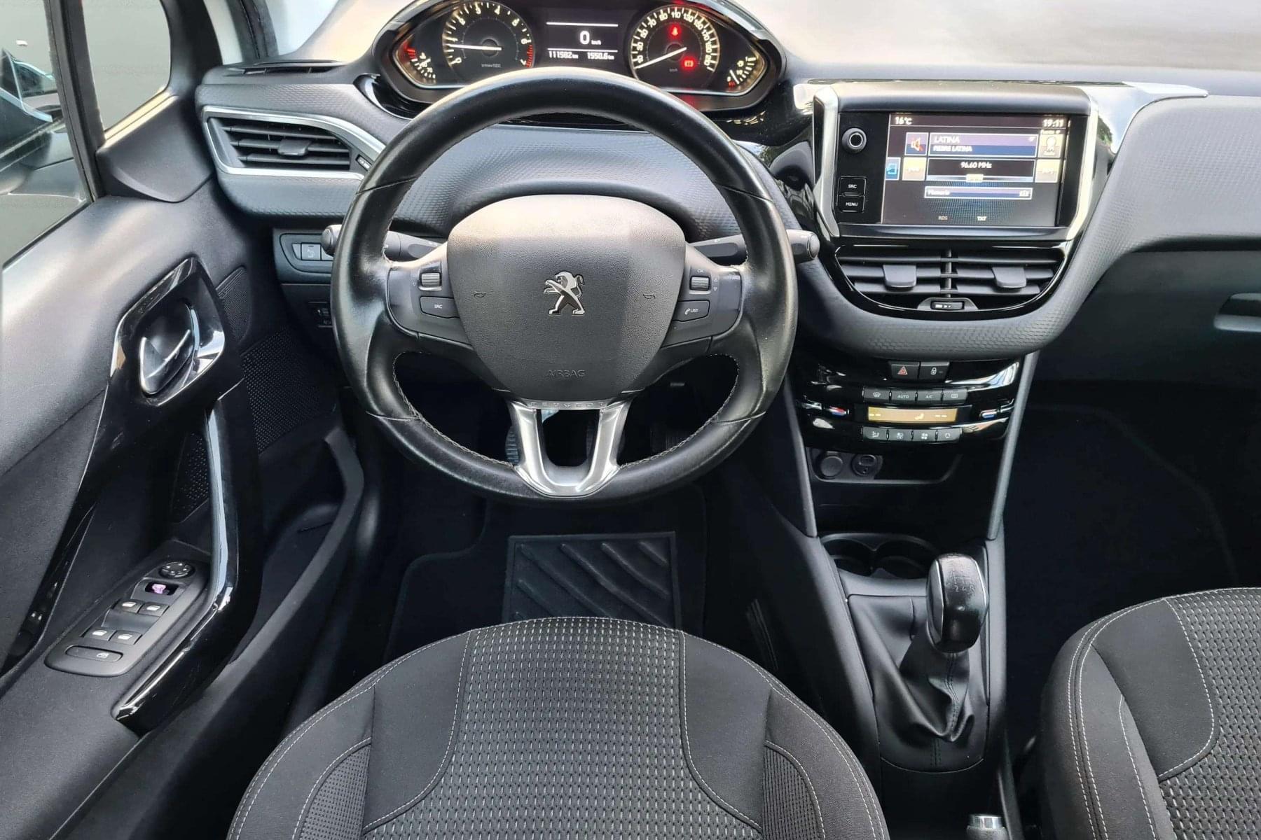 PEUGEOT 208 1.2i 110cv. ALLURE 12 