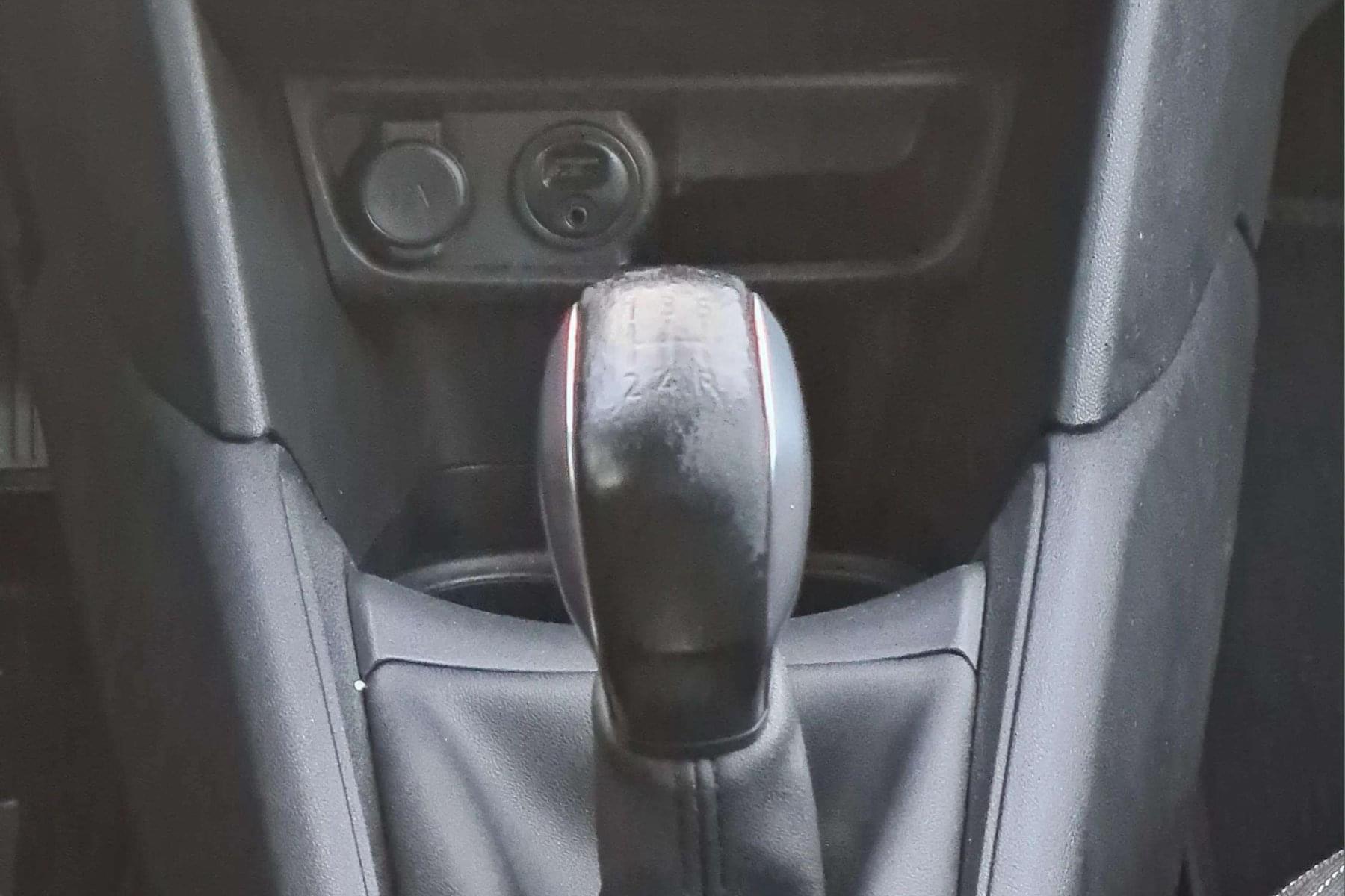 PEUGEOT 208 1.2i 110cv. ALLURE 18 