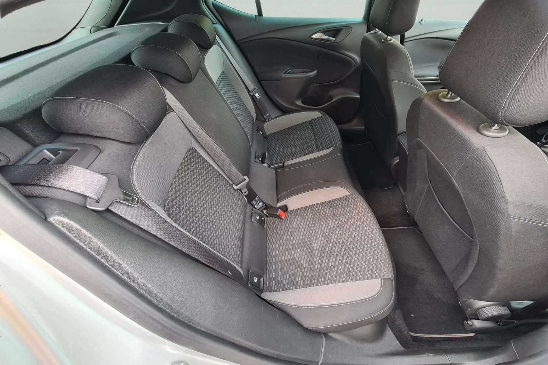 OPEL ASTRA 1.5 D 122cv. ULTIMATE 5 puertas 19 