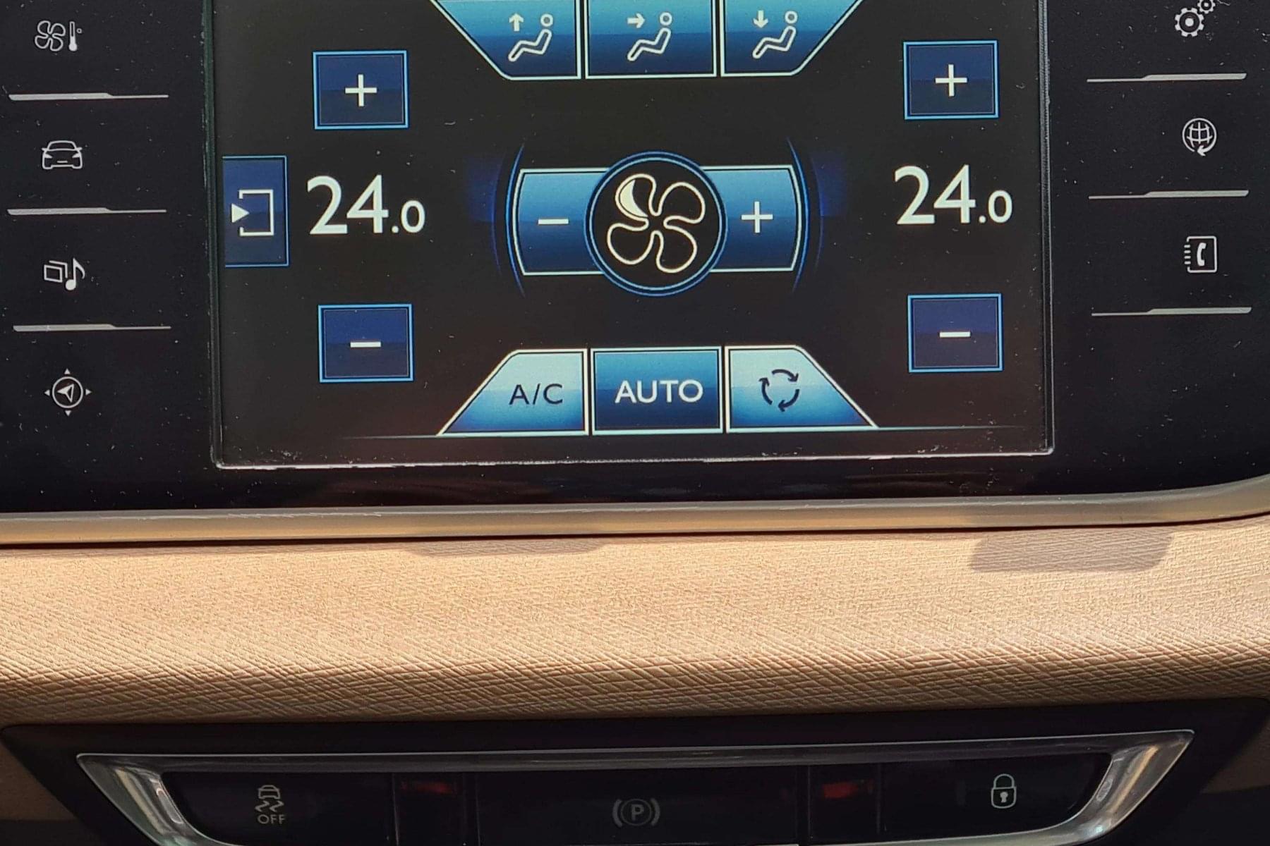 CITROEN GRAND C4 PICASSO 2.0 HDI 150cv. AUTOMÁTICO EXCLUSIVE 27 