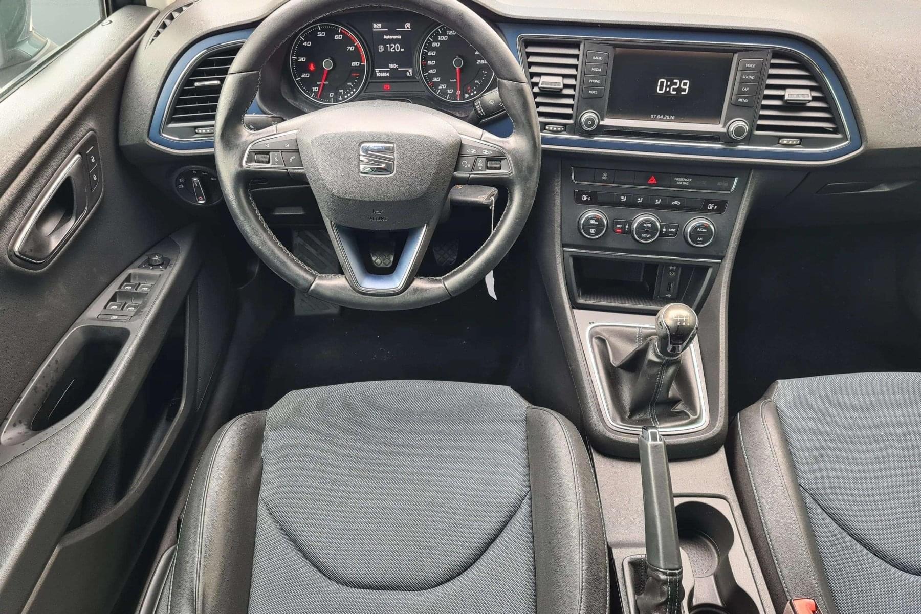 SEAT LEÓN 1.4TSI 125cv. STYLE CONNECT 11 