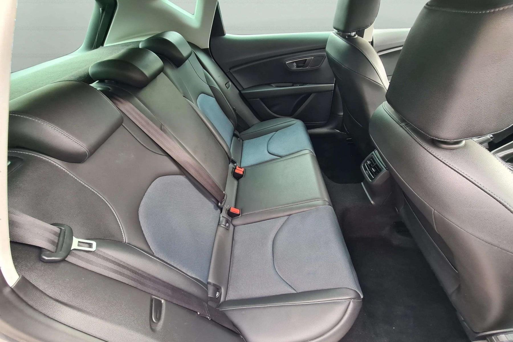 SEAT LEÓN 1.4TSI 125cv. STYLE CONNECT 16 