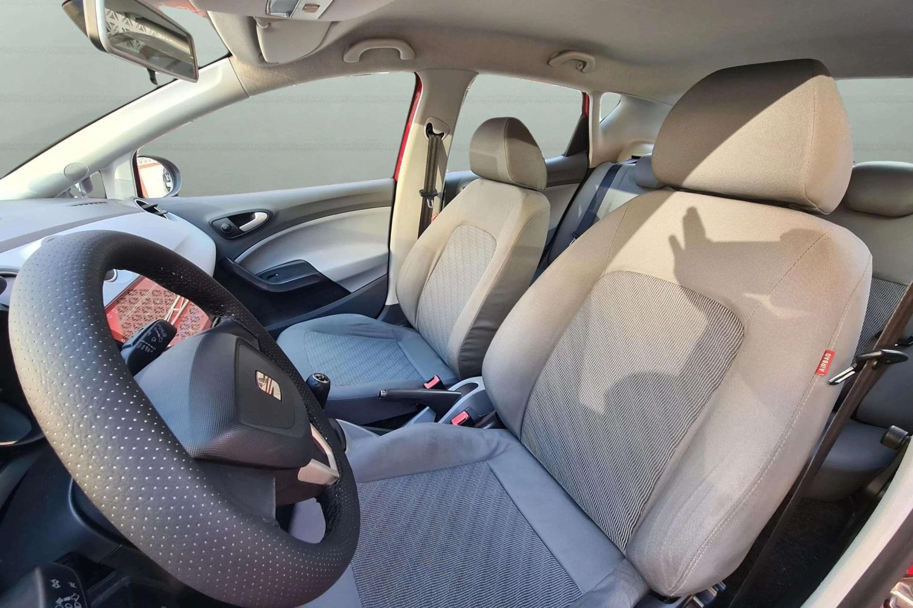 SEAT IBIZA 1.2i 70cv. REFERENCE 5 puertas 8 