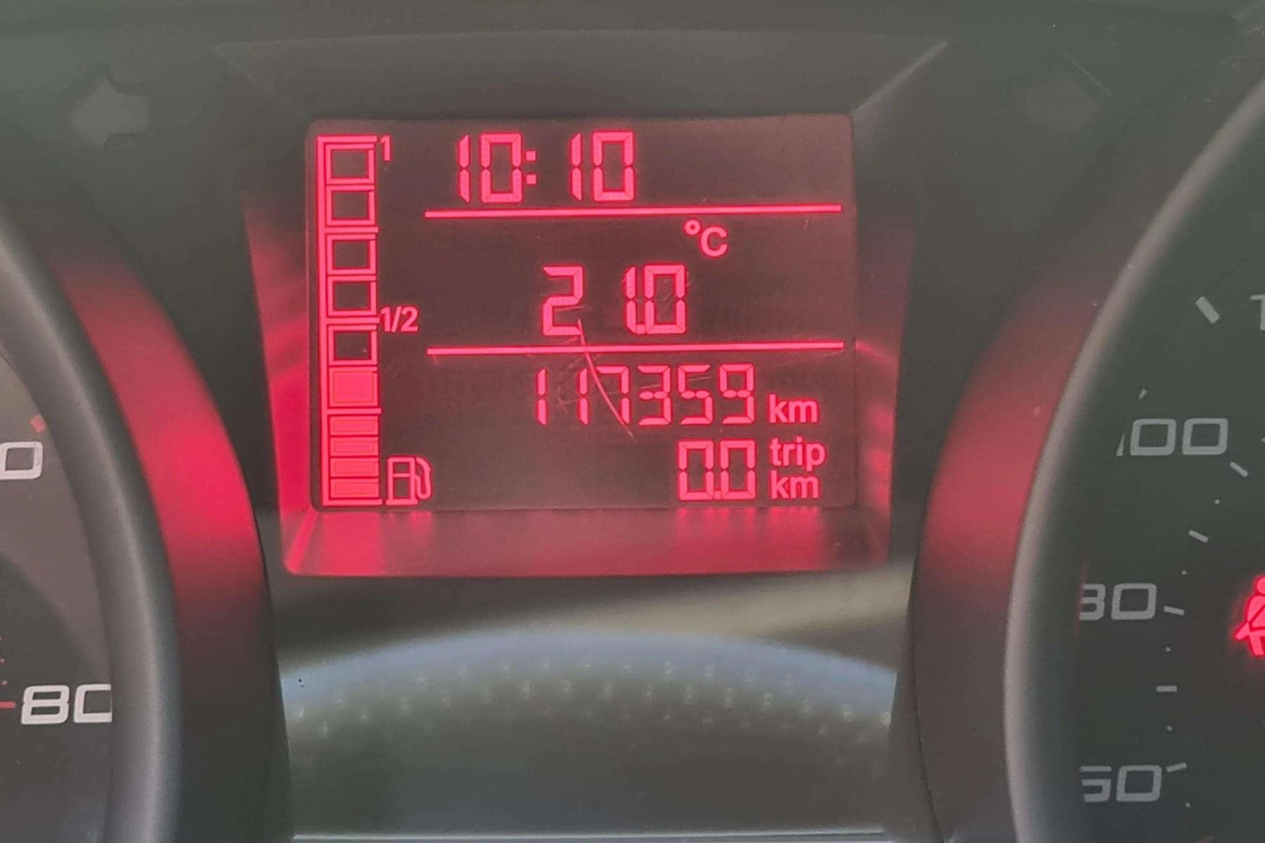 SEAT IBIZA 1.2i 70cv. REFERENCE 5 puertas 10 