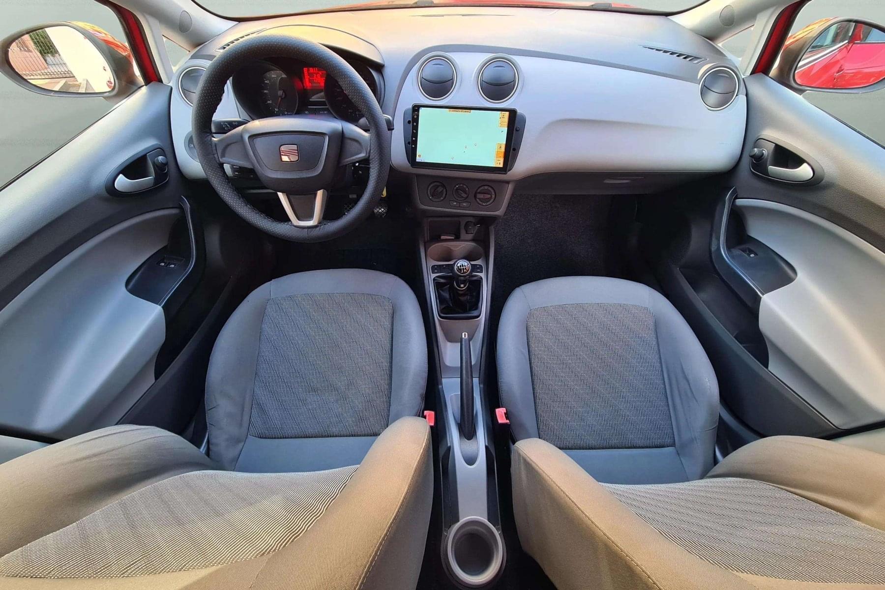 SEAT IBIZA 1.2i 70cv. REFERENCE 5 puertas 13 