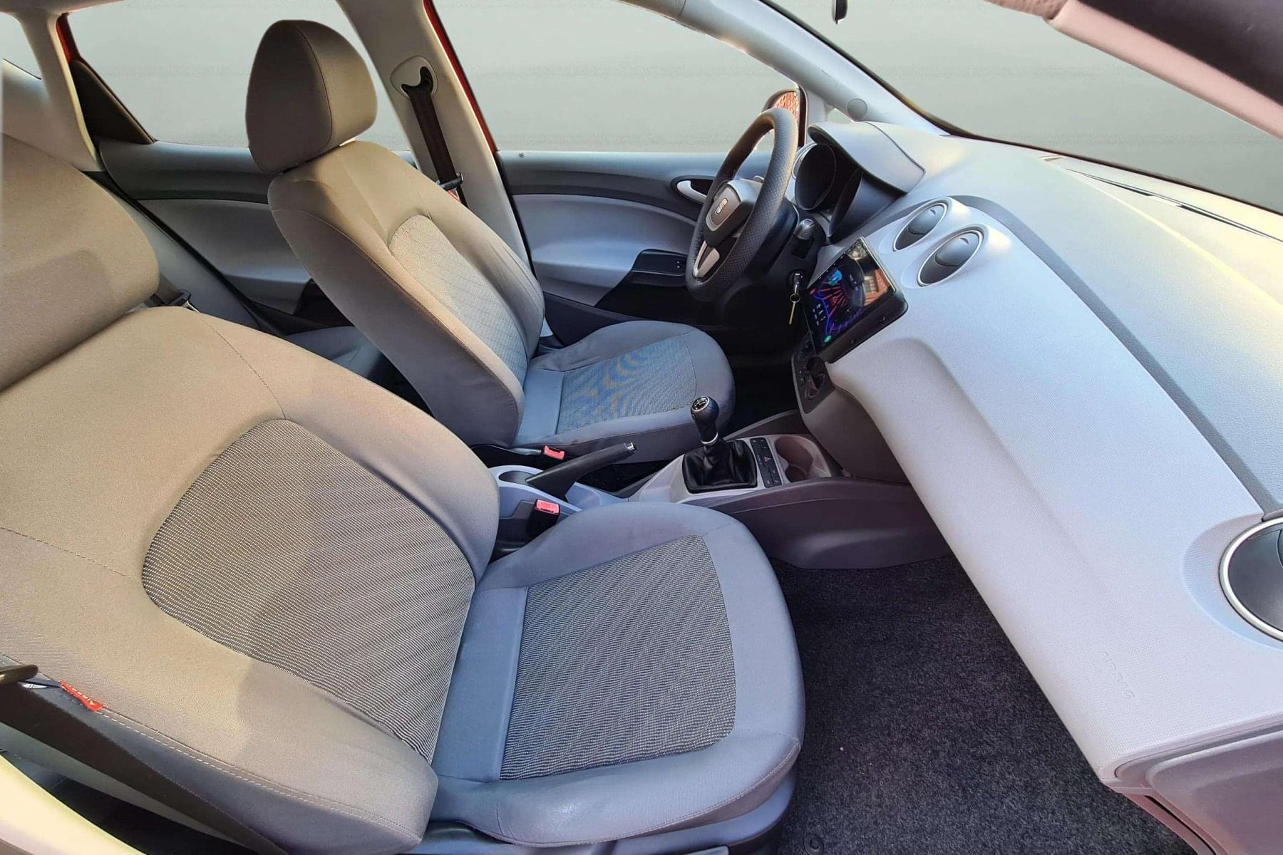 SEAT IBIZA 1.2i 70cv. REFERENCE 5 puertas 20 