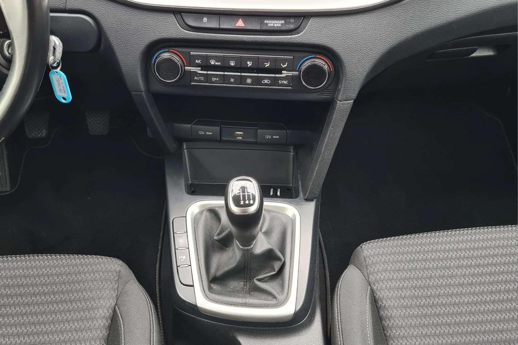 KIA XCEED 1.0 TGDI 120cv. DRIVE 13 