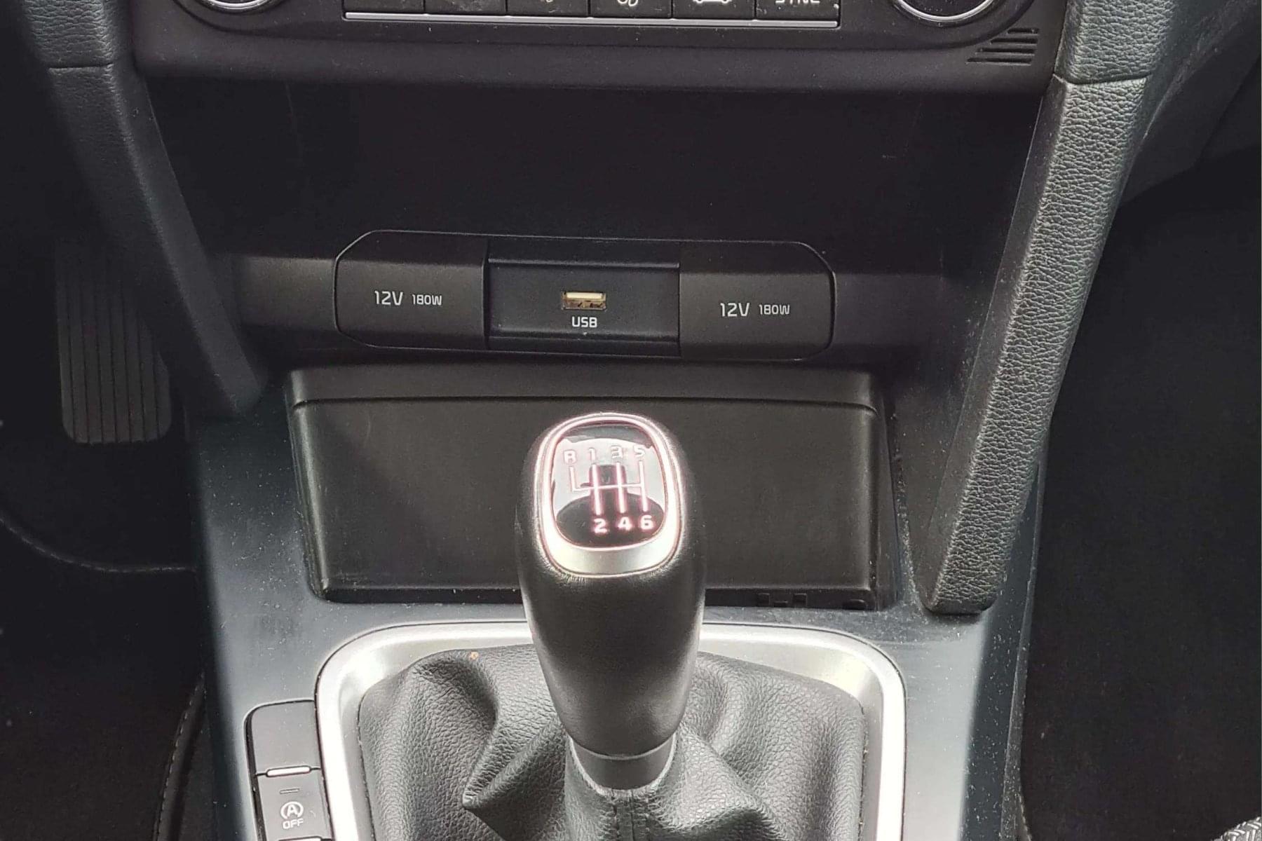 KIA XCEED 1.0 TGDI 120cv. DRIVE 14 