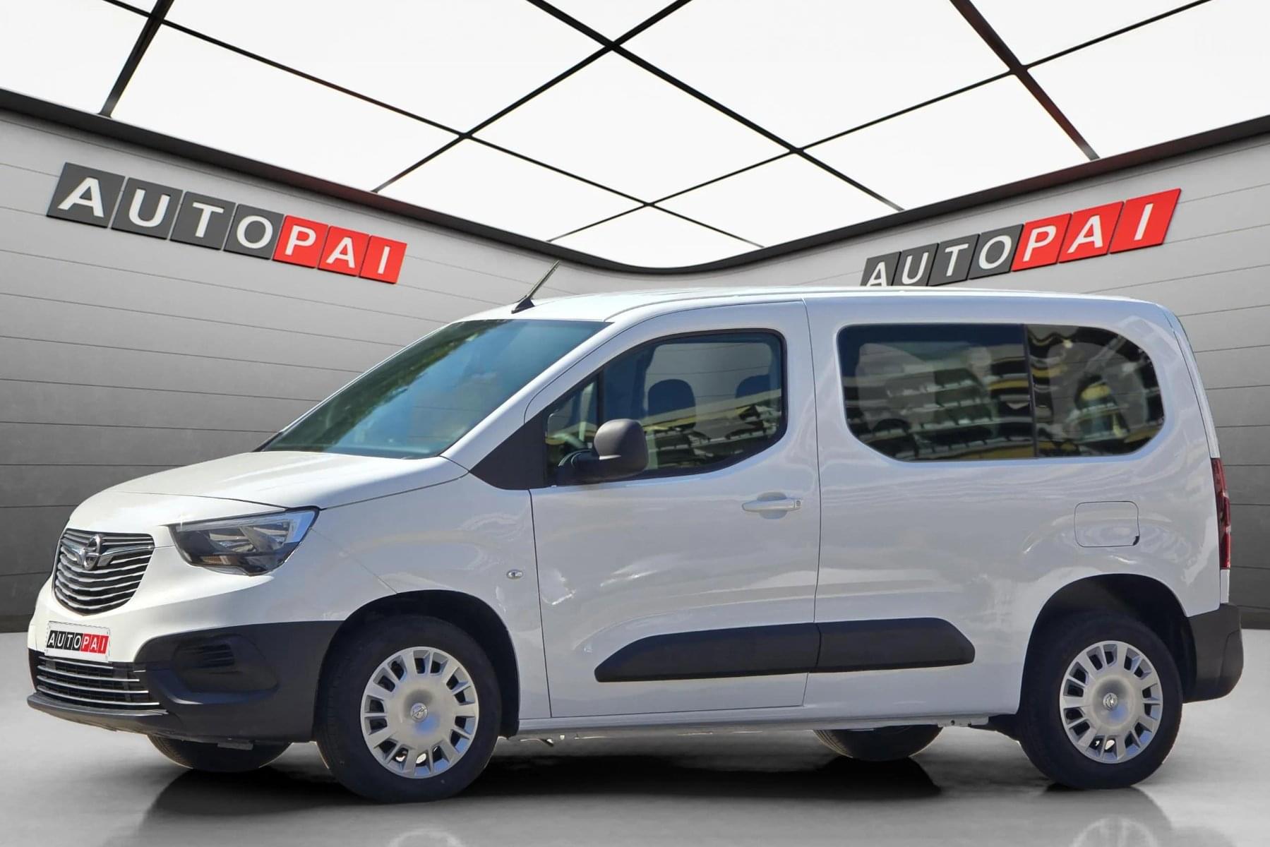 OPEL COMBO LIFE 1.5D 100cv. BUSINESS EDITION 1 