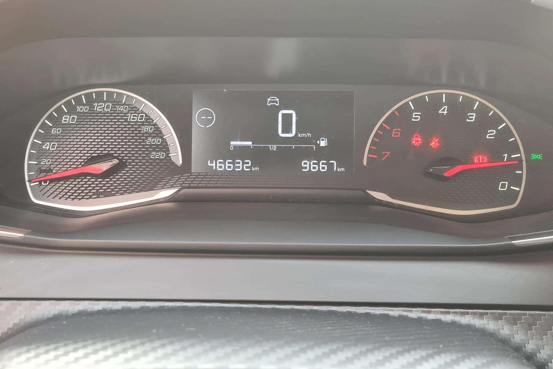 PEUGEOT 208 1.5 BlueHDI 100cv. ACTIVE PACK 11 