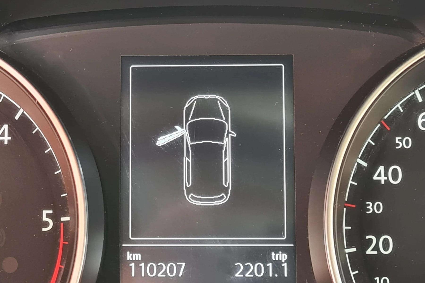 VOLKSWAGEN GOLF 1.6TDI 105CV 8 