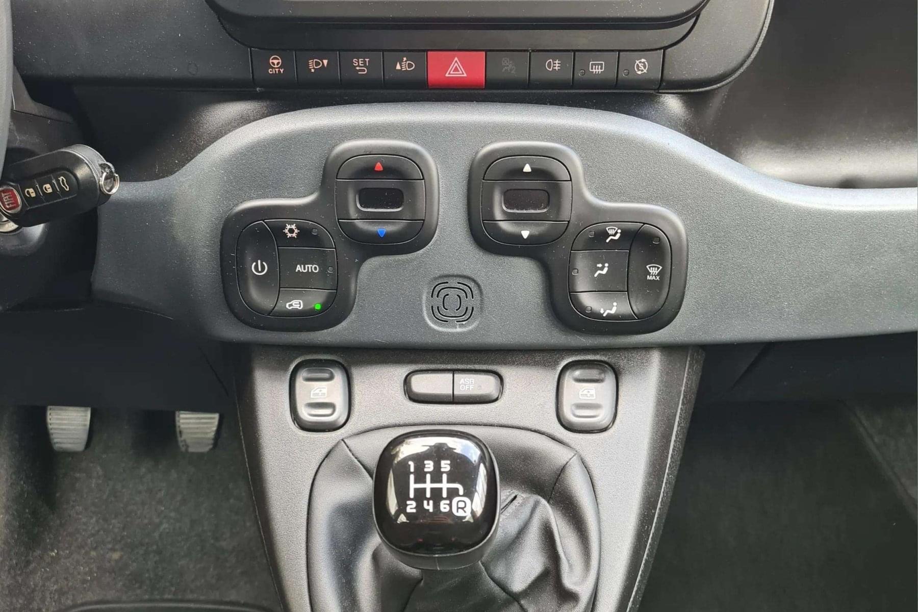 FIAT PANDA 1.0 GSE HYBRID PACK TECH 70cv. 16 