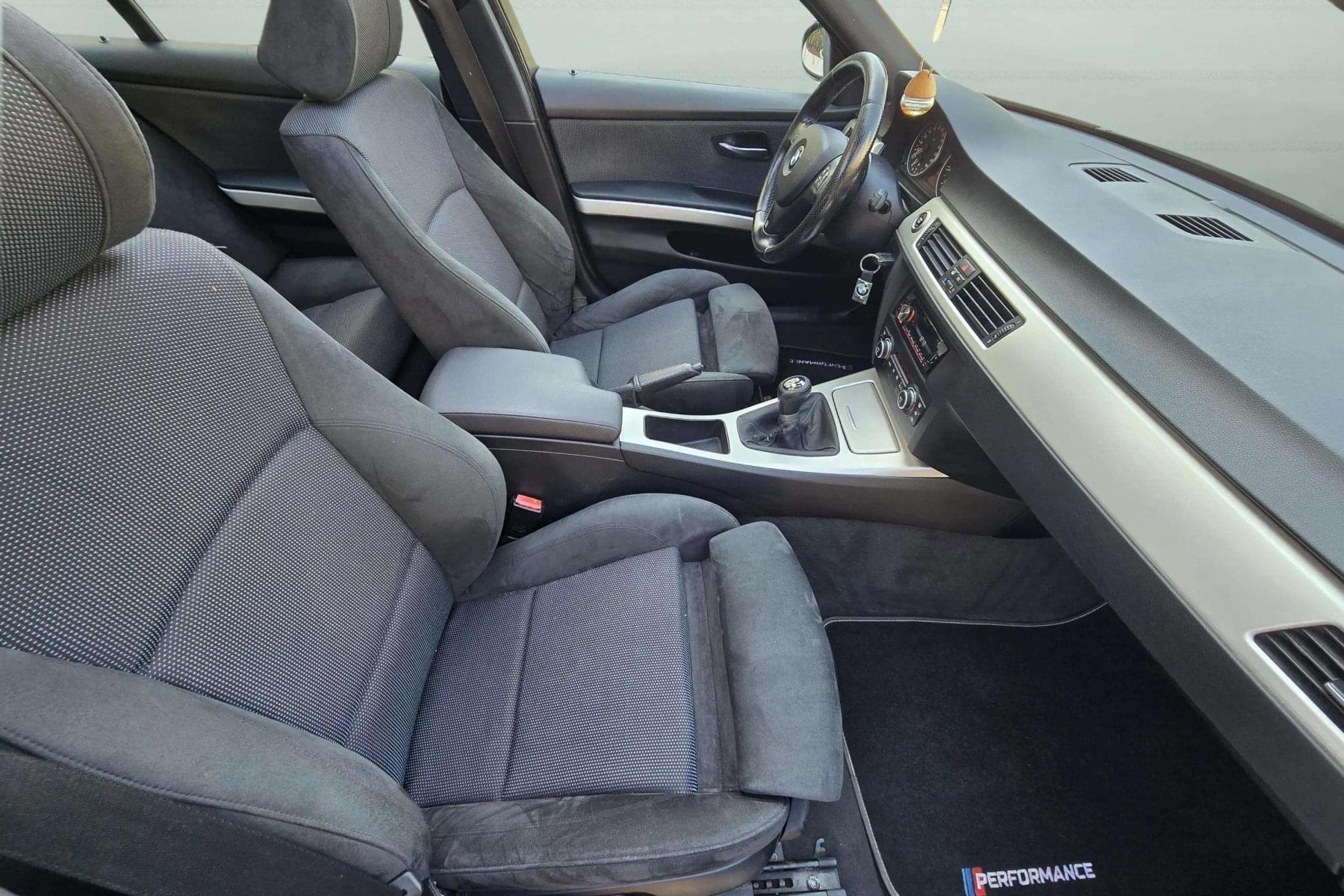 BMW SERIE 3 320i 150cv. 29