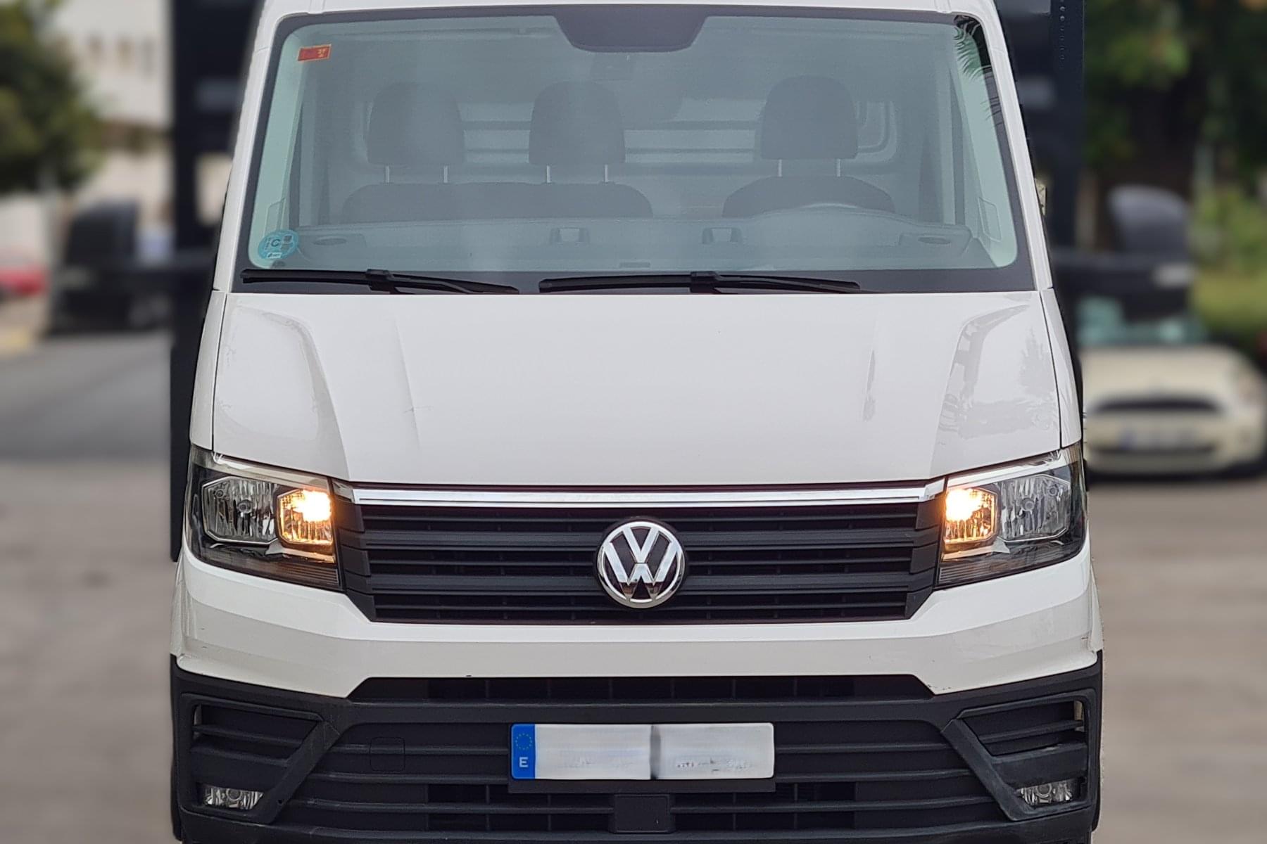 VOLKSWAGEN CRAFTER CHASIS 35 CABINA SIMPLE L4 BATALLA LARGA 24 