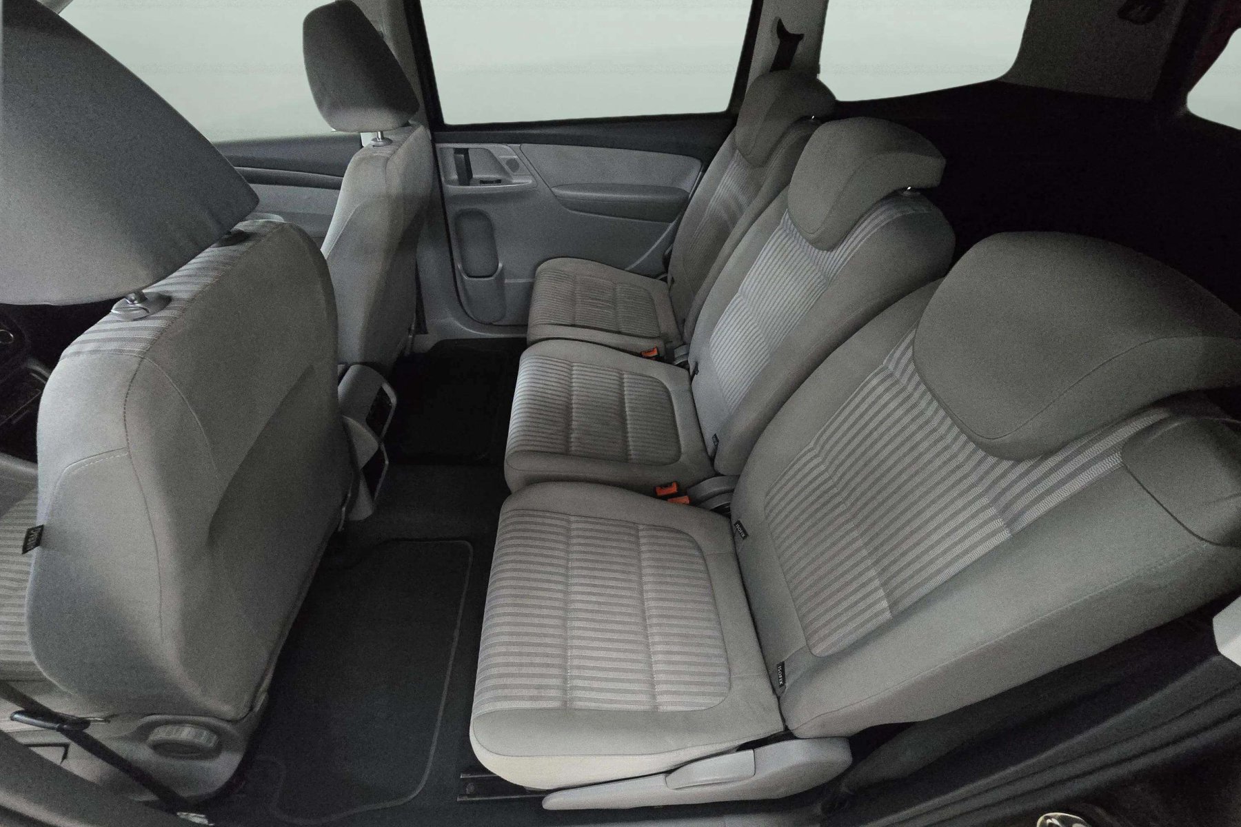SEAT ALHAMBRA 2.0TDI 140cv. STYLE 10