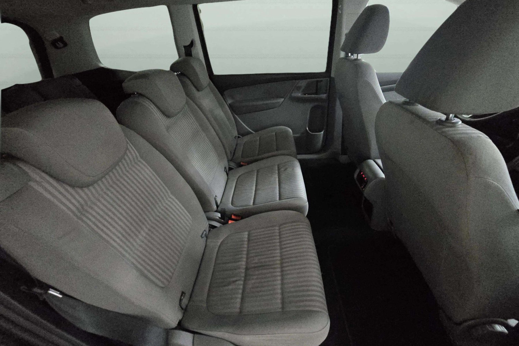 SEAT ALHAMBRA 2.0TDI 140cv. STYLE 24
