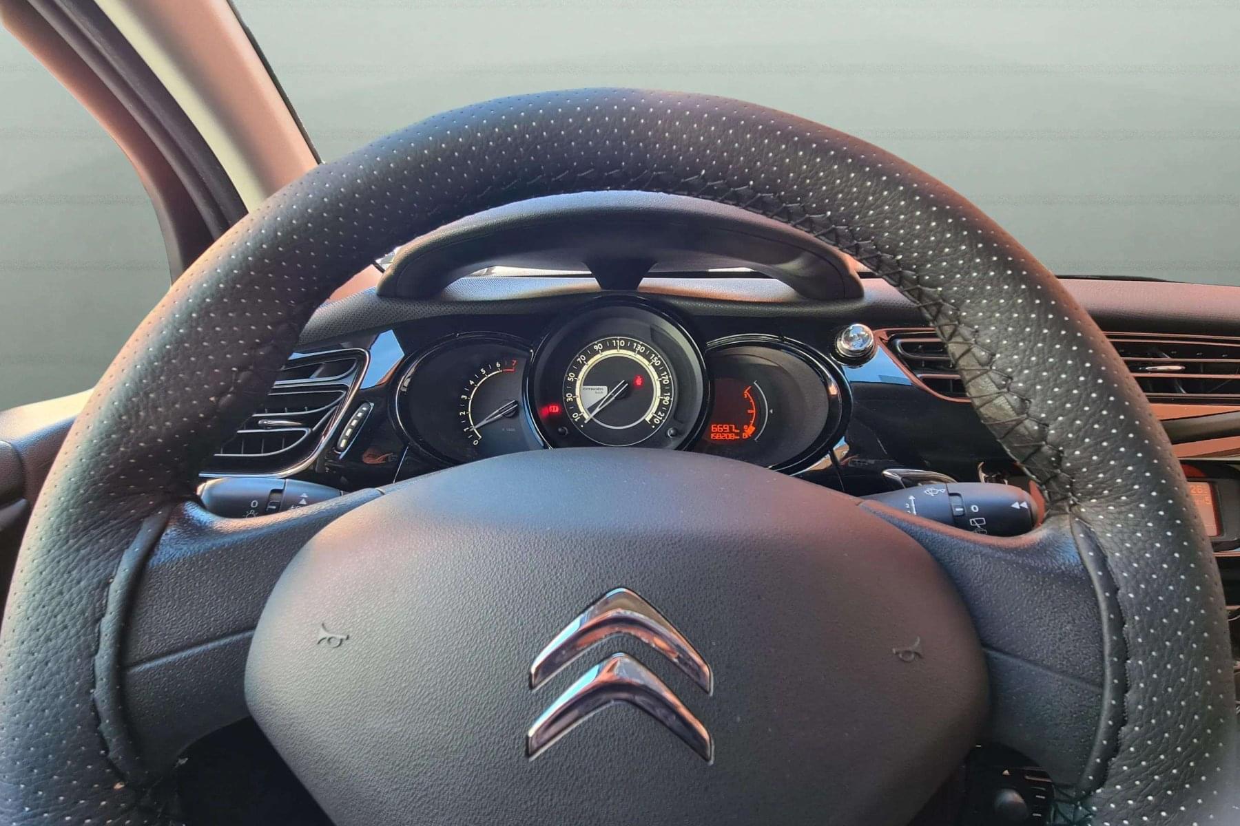 CITROEN C3 1.2 VTI 8 