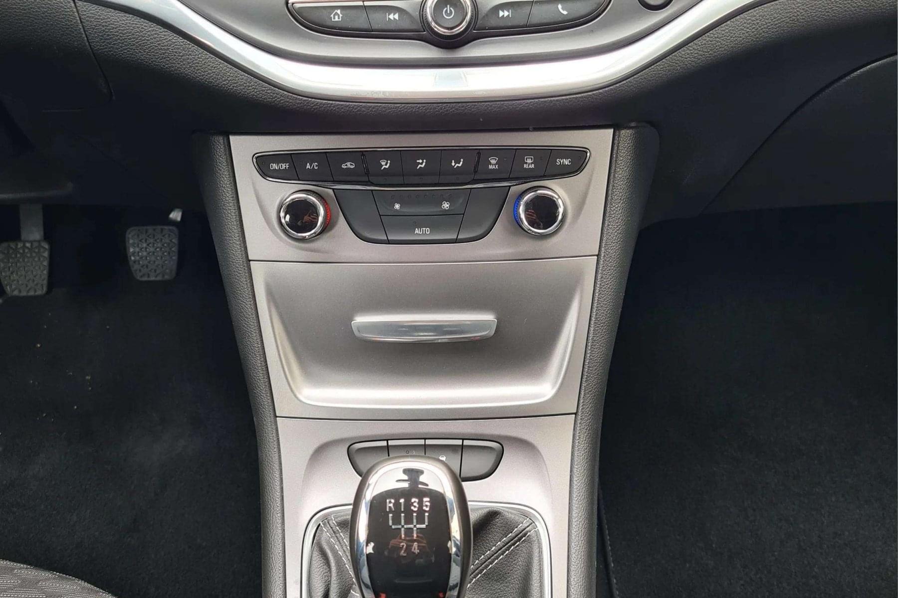 OPEL ASTRA 1.0 turbo  105cv. SELECTIVE 13 