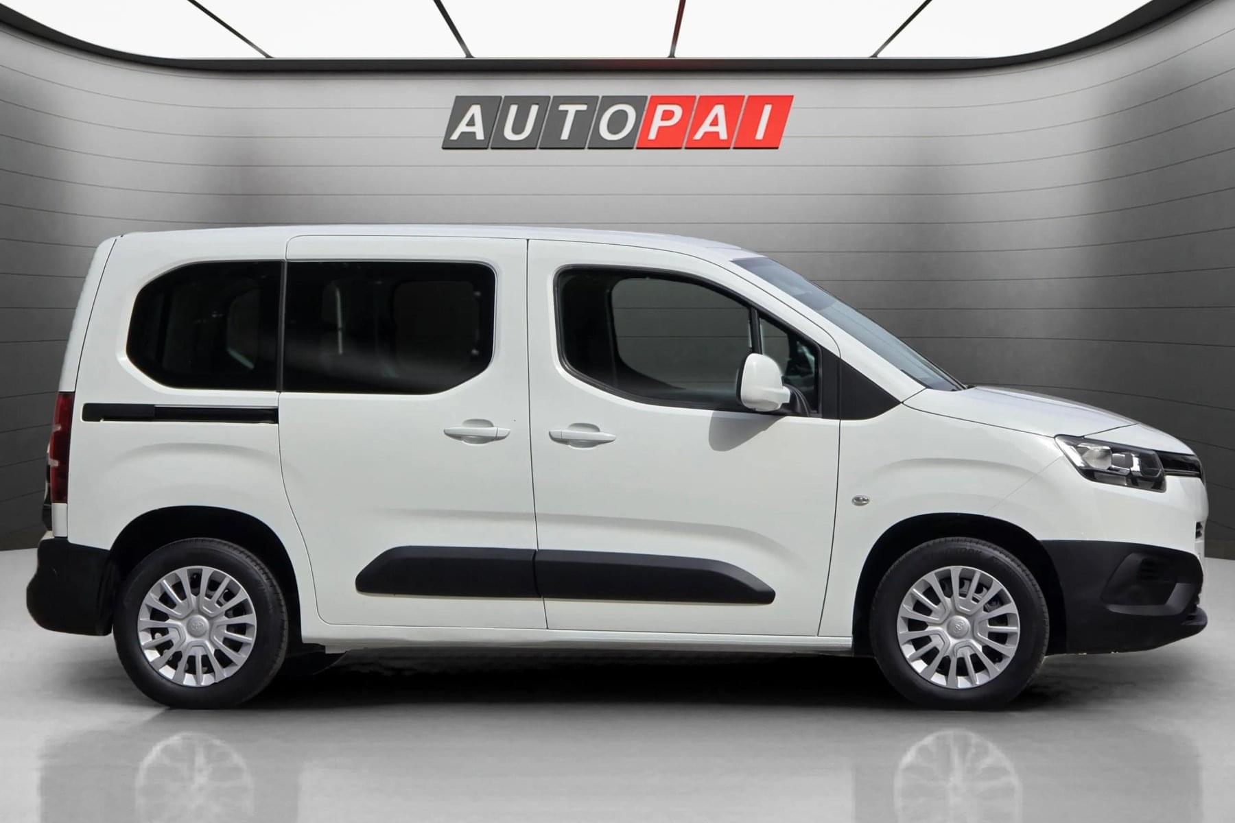TOYOTA PROACE CITY COMBI 1.5d 100cv. 6 