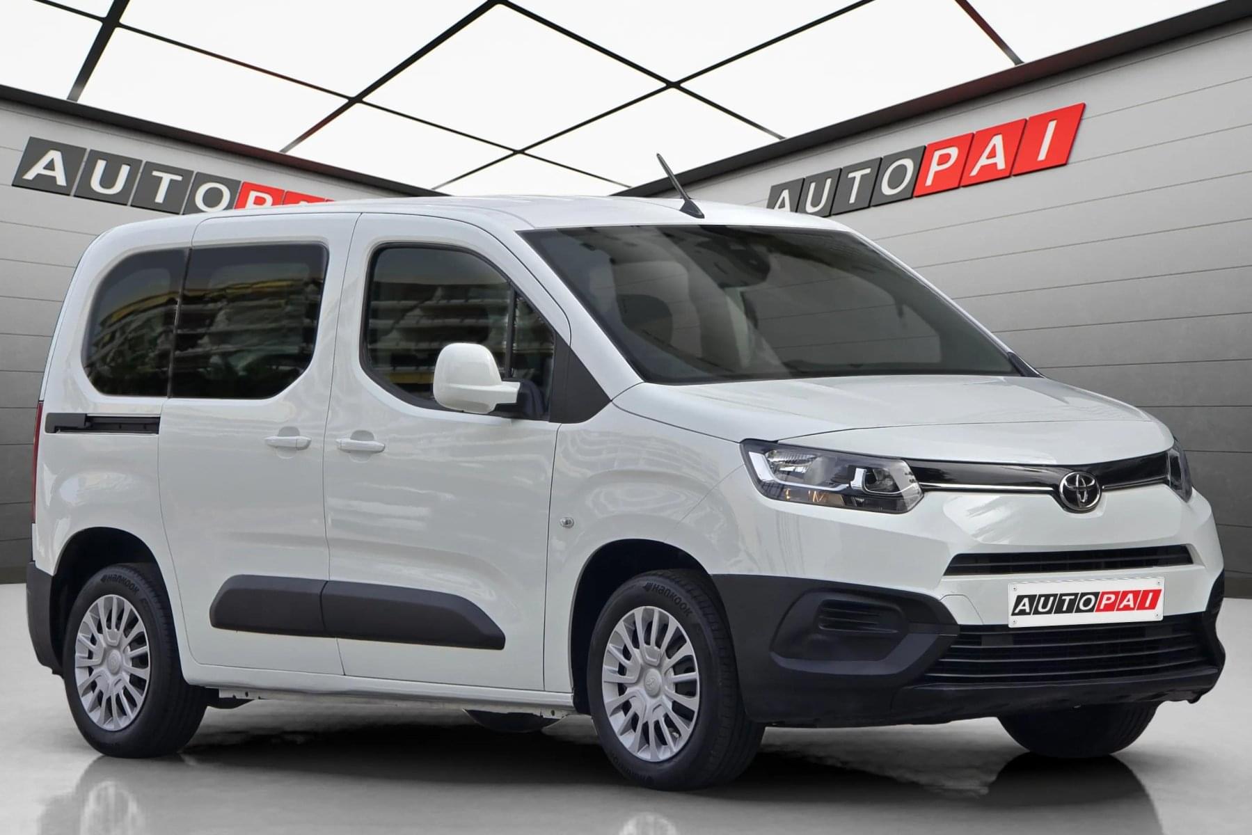 TOYOTA PROACE CITY COMBI 1.5d 100cv. 9 