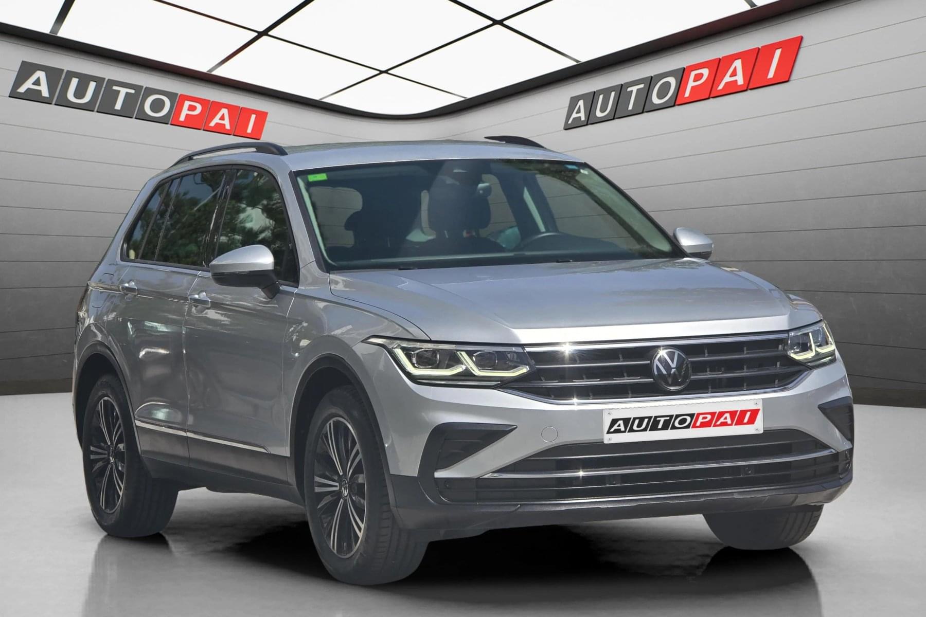 VOLKSWAGEN TIGUAN 2.0 TDI 150cv. DSG automático 3