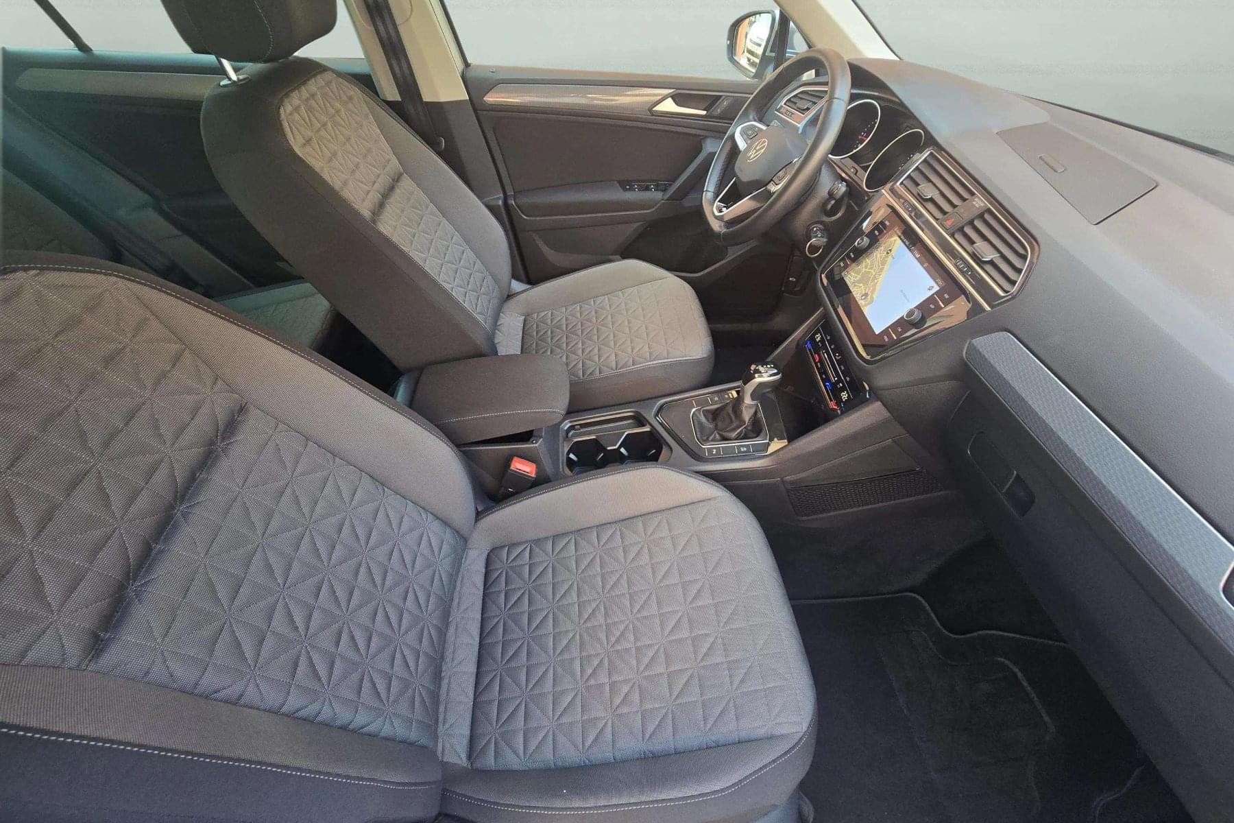 VOLKSWAGEN TIGUAN 2.0 TDI 150cv. DSG automático 23