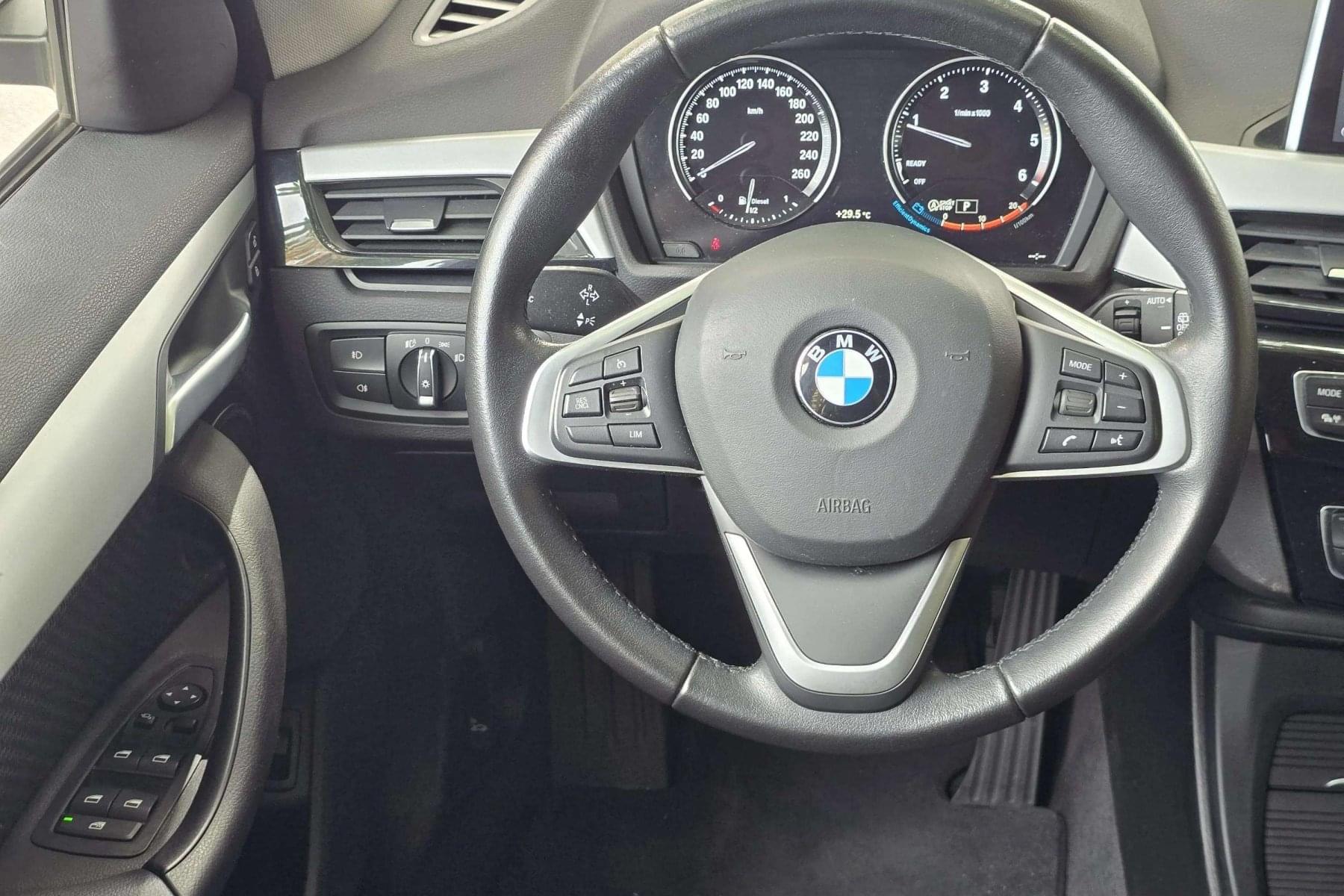 BMW X1 SDrive18DA 2.0d 150cv. automático 21