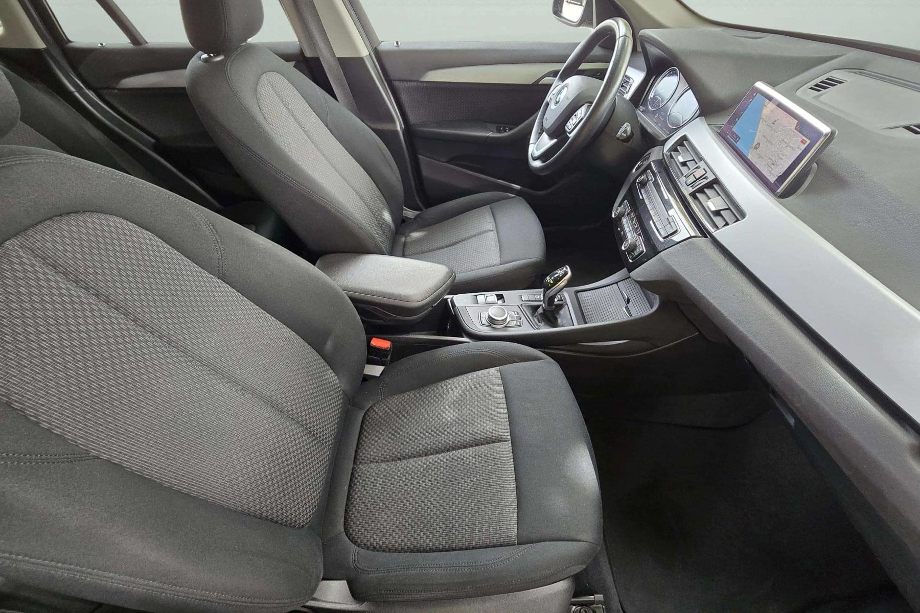 BMW X1 SDrive18DA 2.0d 150cv. automático 28