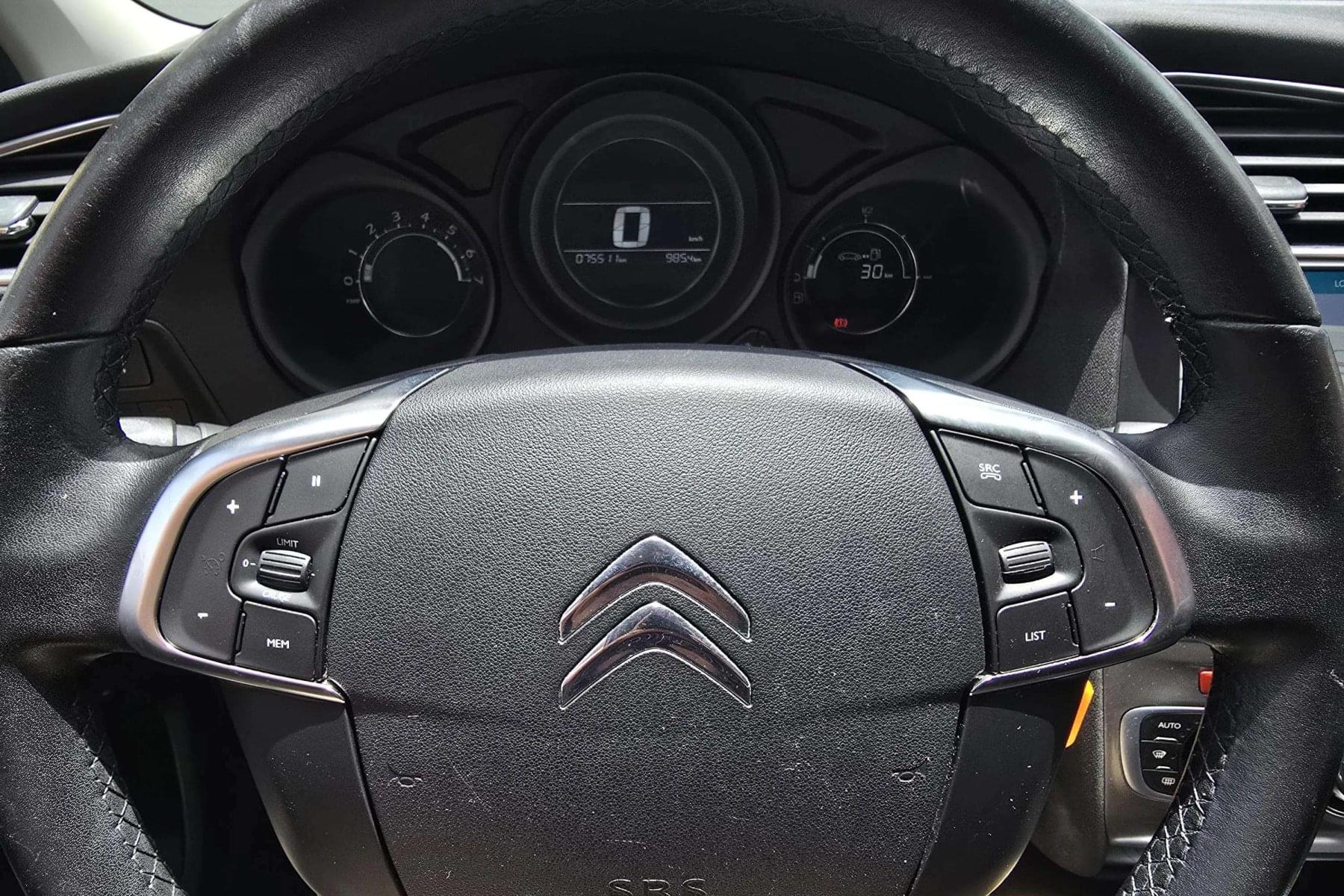 CITROEN C4 1.6 BlueHDI 100cv. LIVE EDITION 8 
