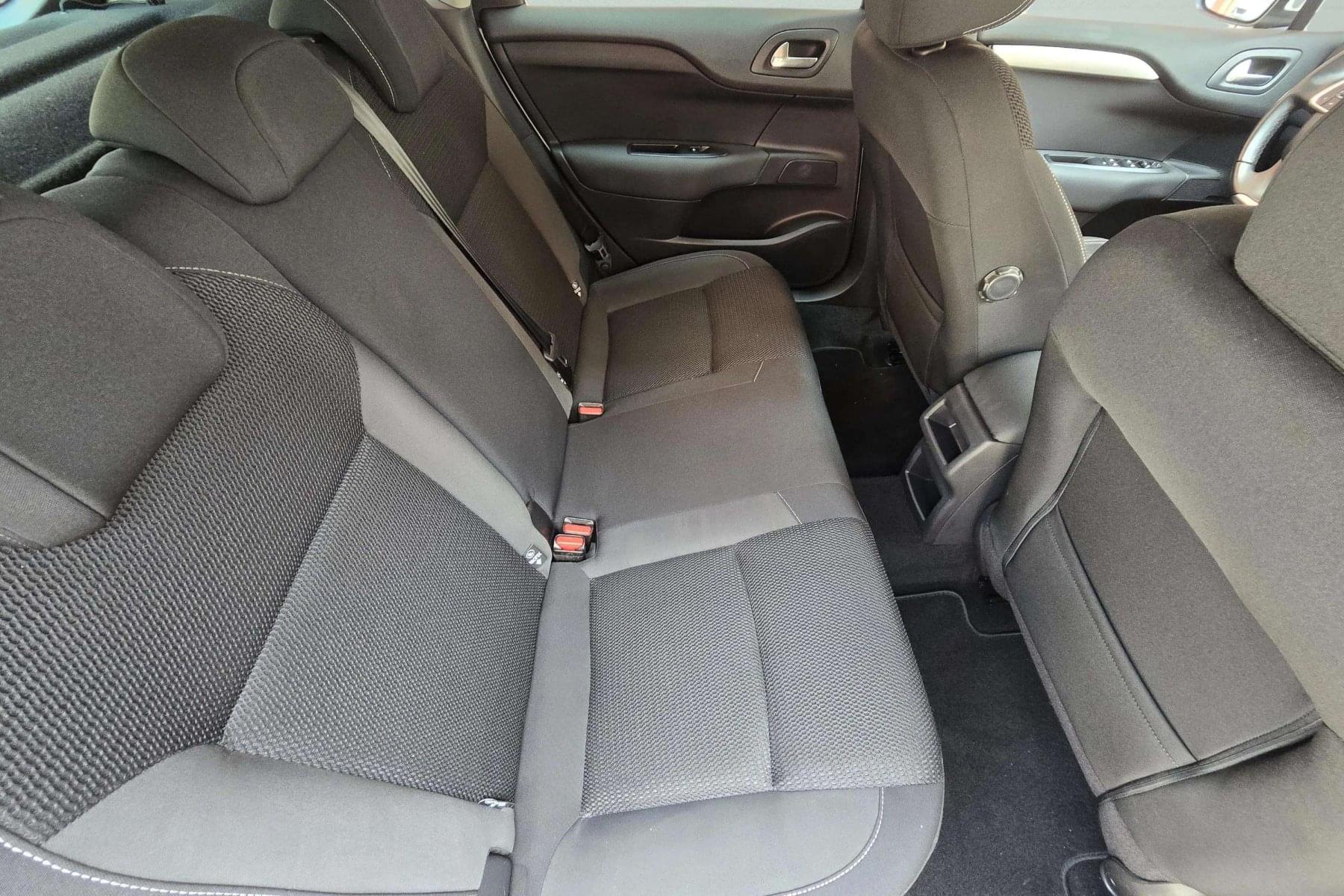 CITROEN C4 1.6 BlueHDI 100cv. LIVE EDITION 19 