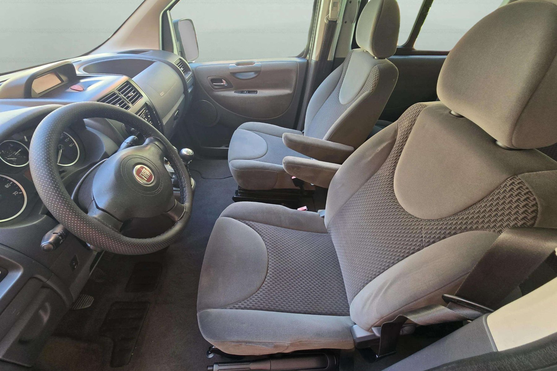 FIAT SCUDO 2.0 Multijet 130cv. 8 plazas 17