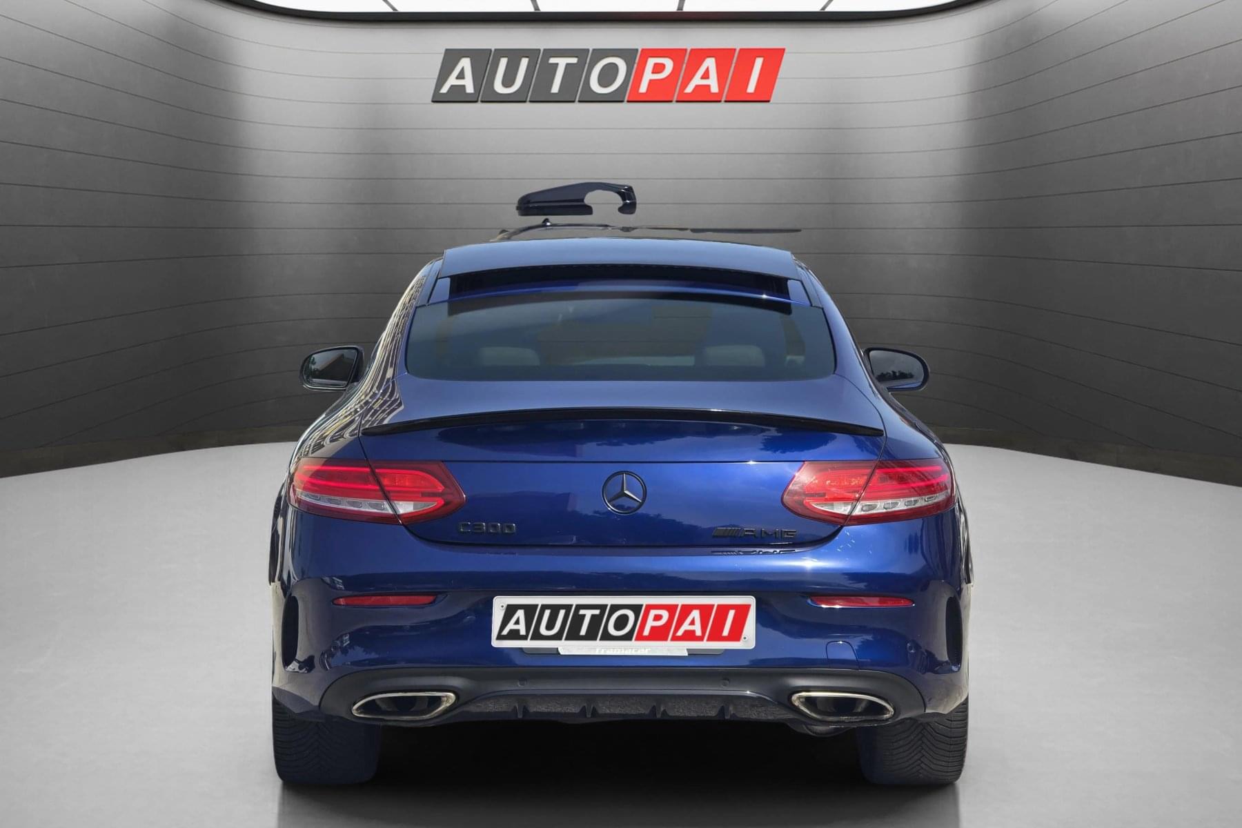 MERCEDES CLASE C C300 Coupé 245cv. autom. 9