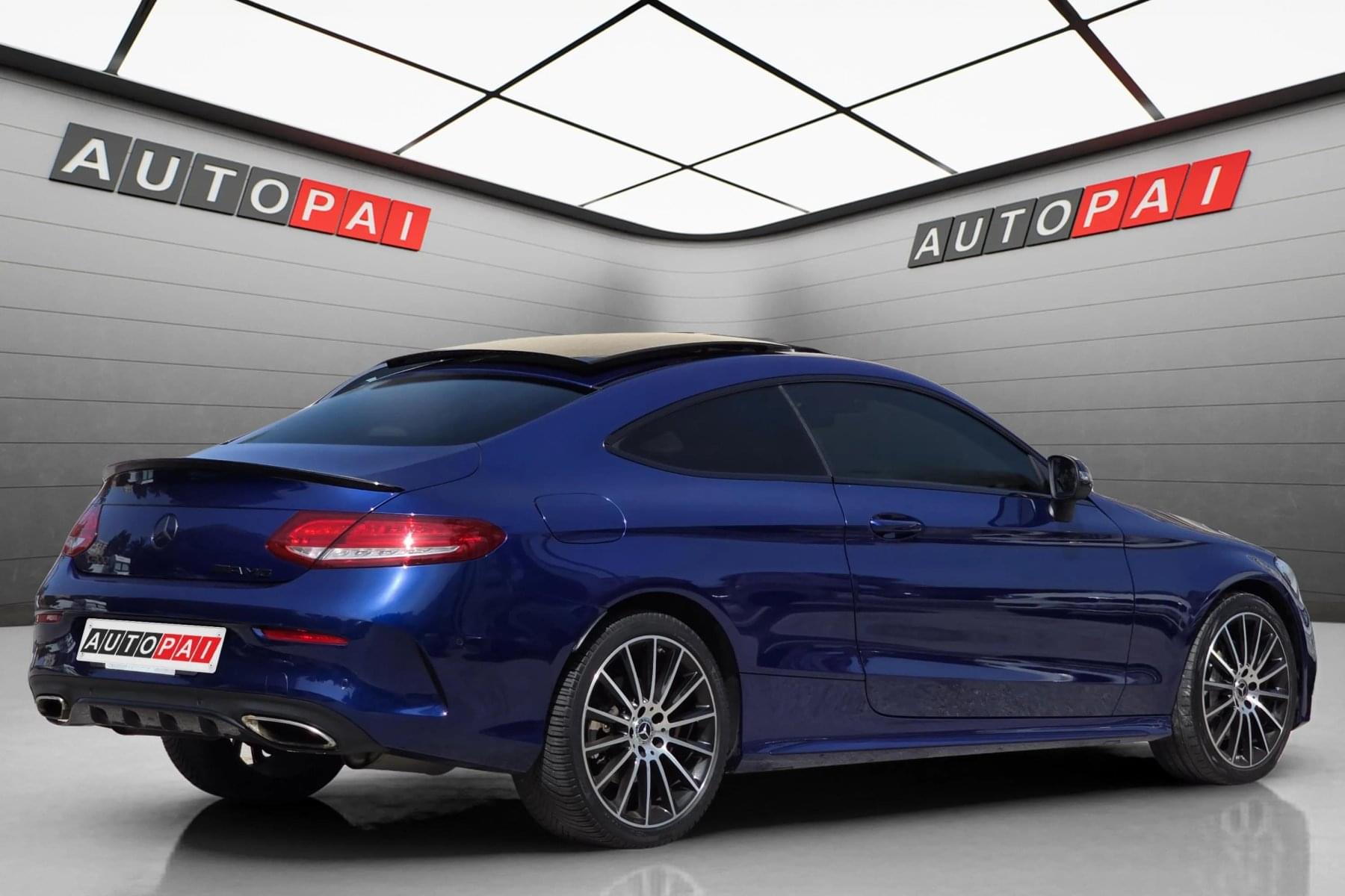 MERCEDES CLASE C C300 Coupé 245cv. autom. 10