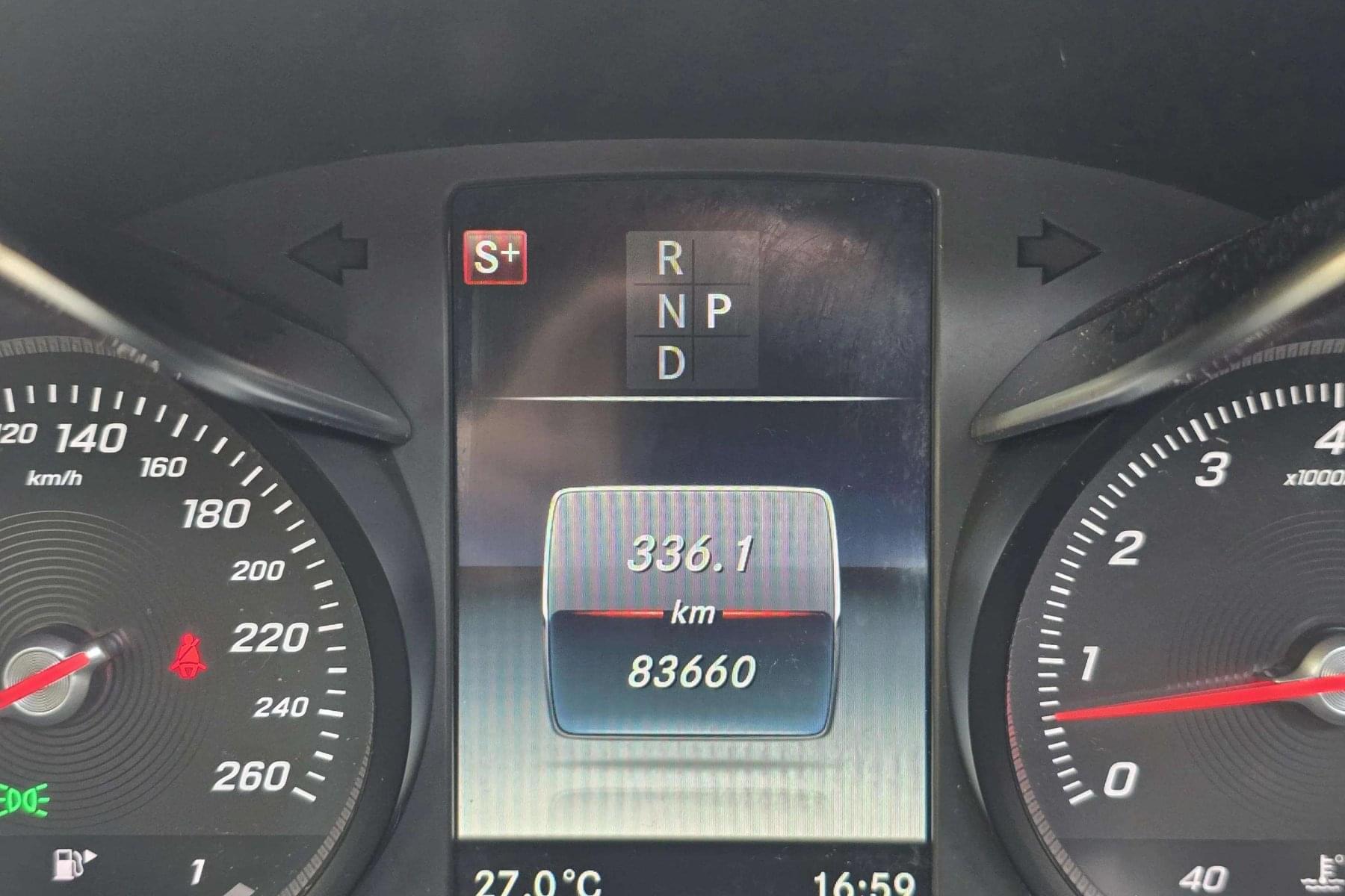 MERCEDES CLASE C C300 Coupé 245cv. autom. 17