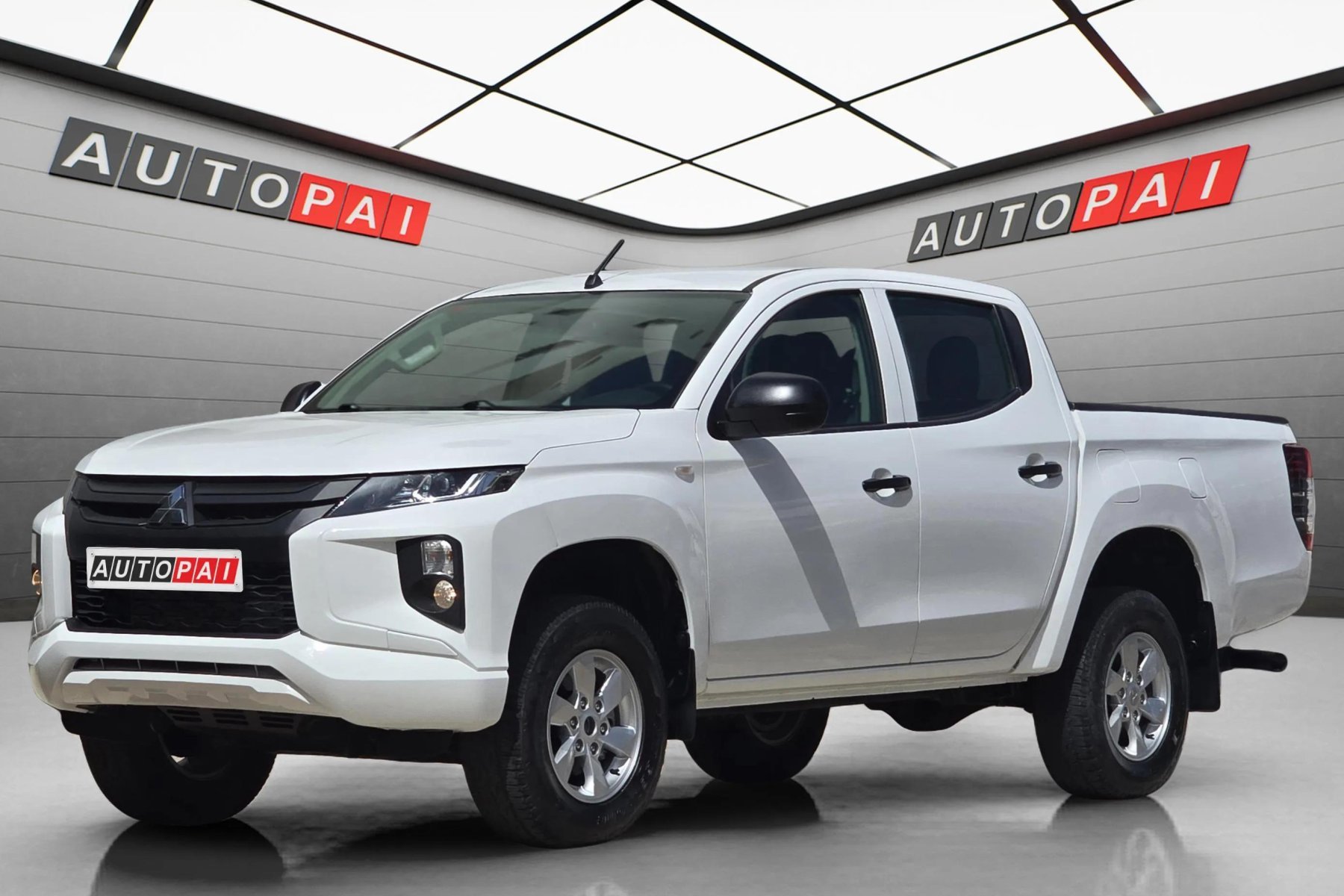 imagen de MITSUBISHI L200 220 DI-D M-PRO DOBLE CABINA 2.3D 150cv. - REF: 00980