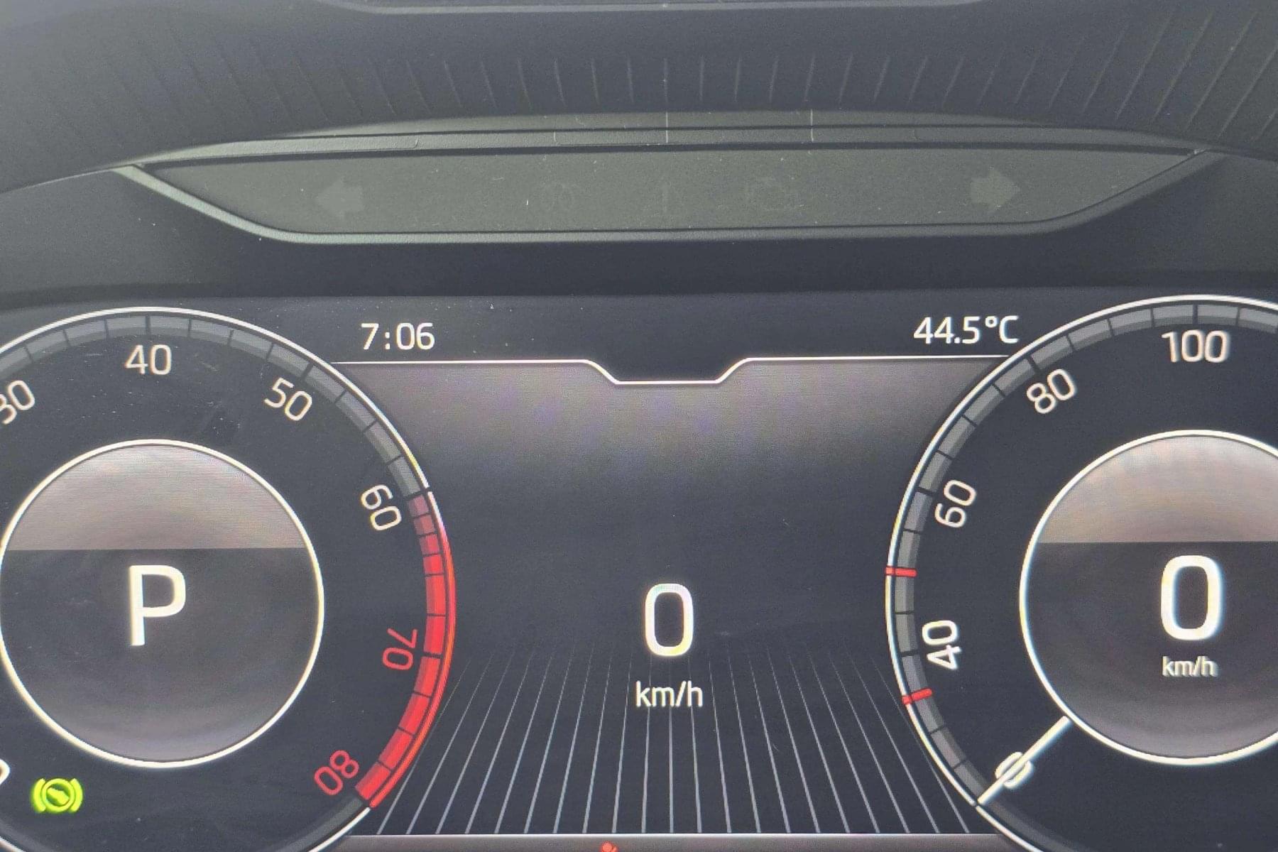SKODA KAMIQ 1.0 TSI 110cv. DSG LIVE 9